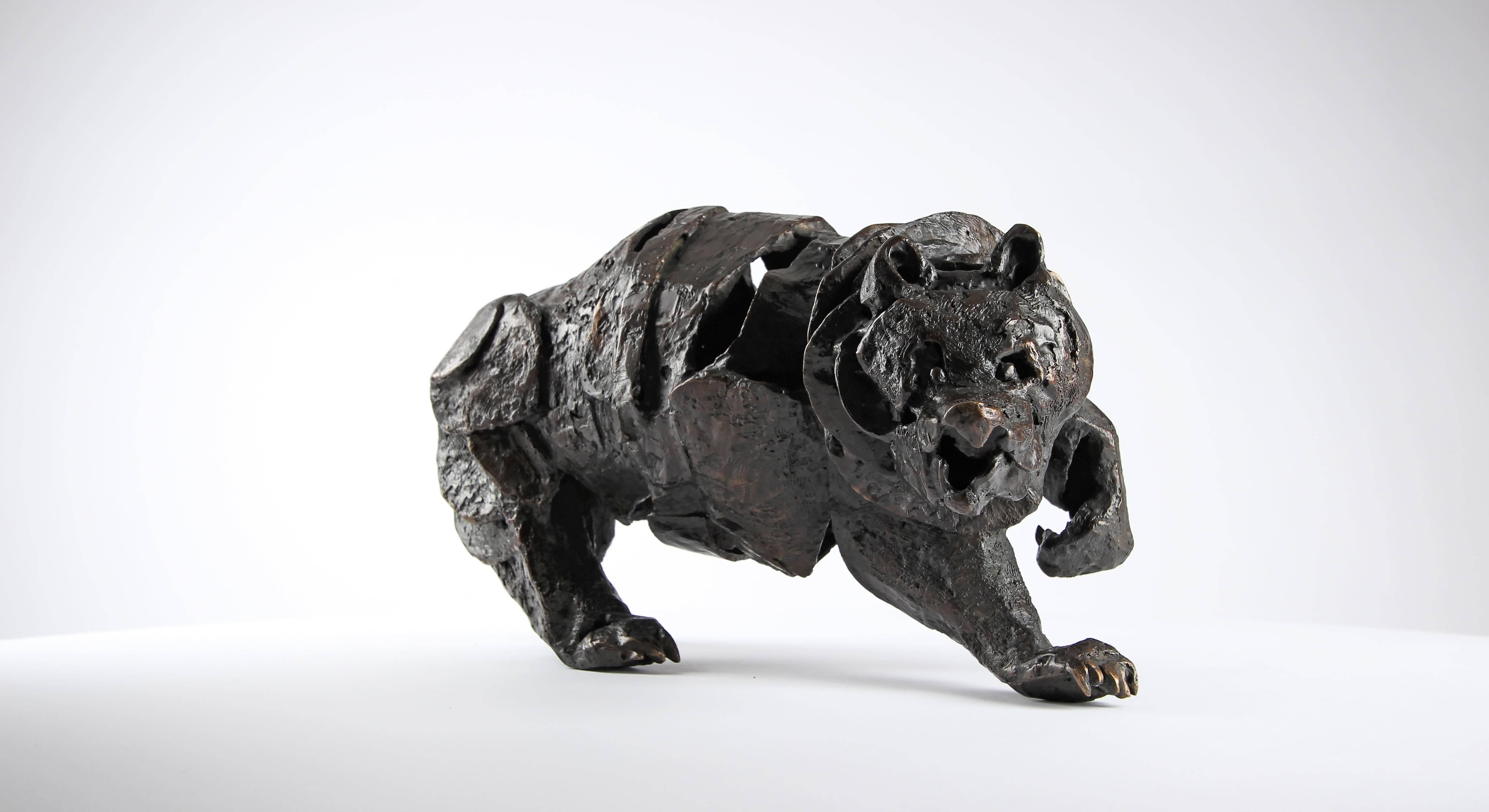 Assembly Bear by Chésade - Contemporary bronze sculpture of a bear For Sale 1