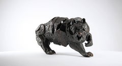 Assembly Bear by Chésade - Contemporary bronze sculpture of a bear