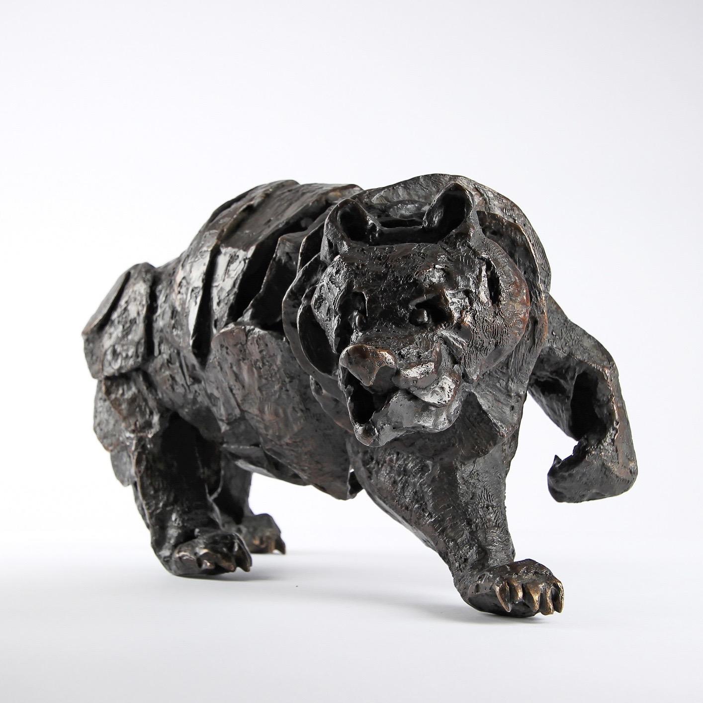 Assembly Bear - Contemporary bronze sculpture of a bear For Sale 1