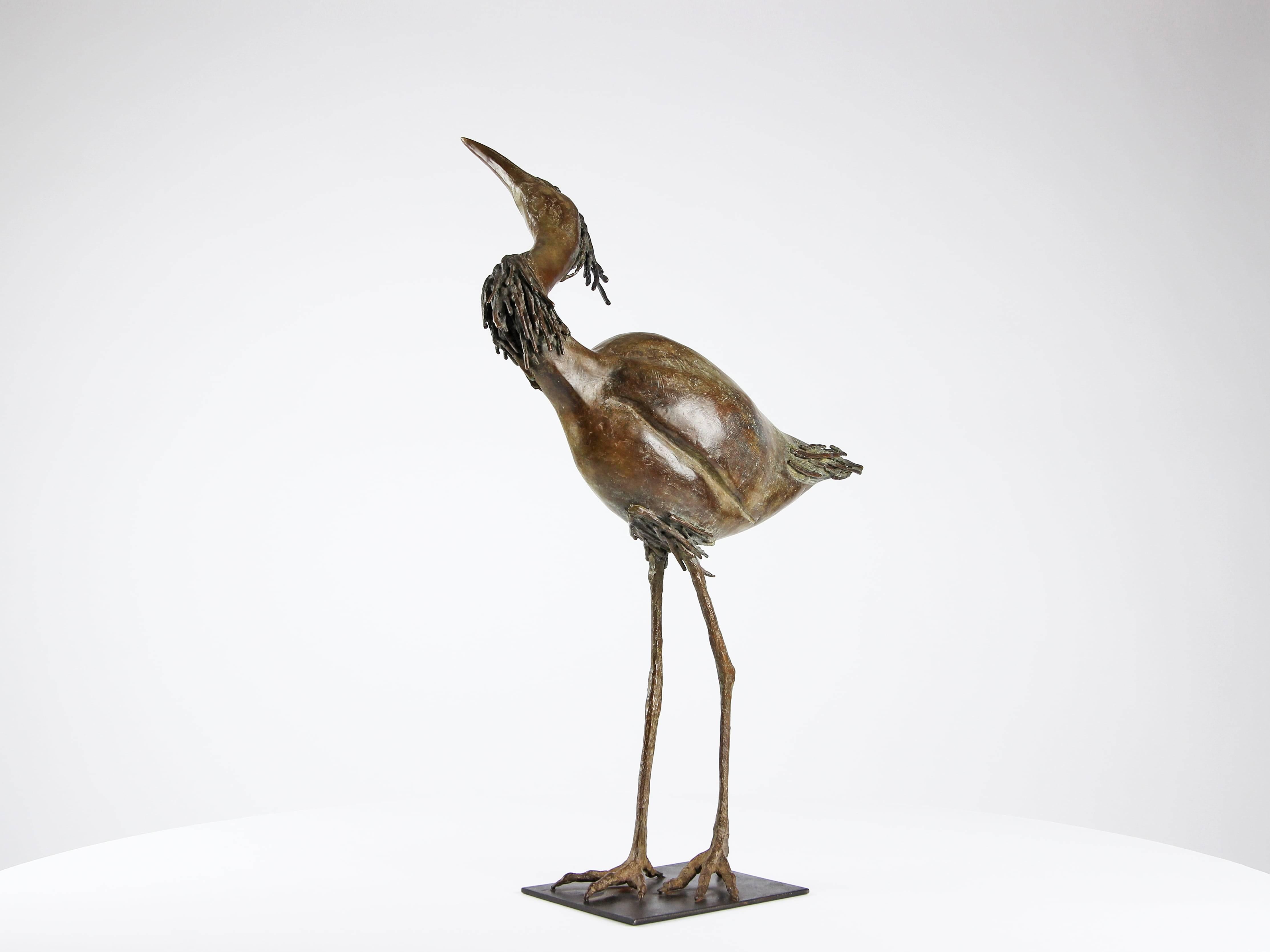 Egret by Chésade - Escultura animal en bronce de un ave, realista, expresiva en venta 3