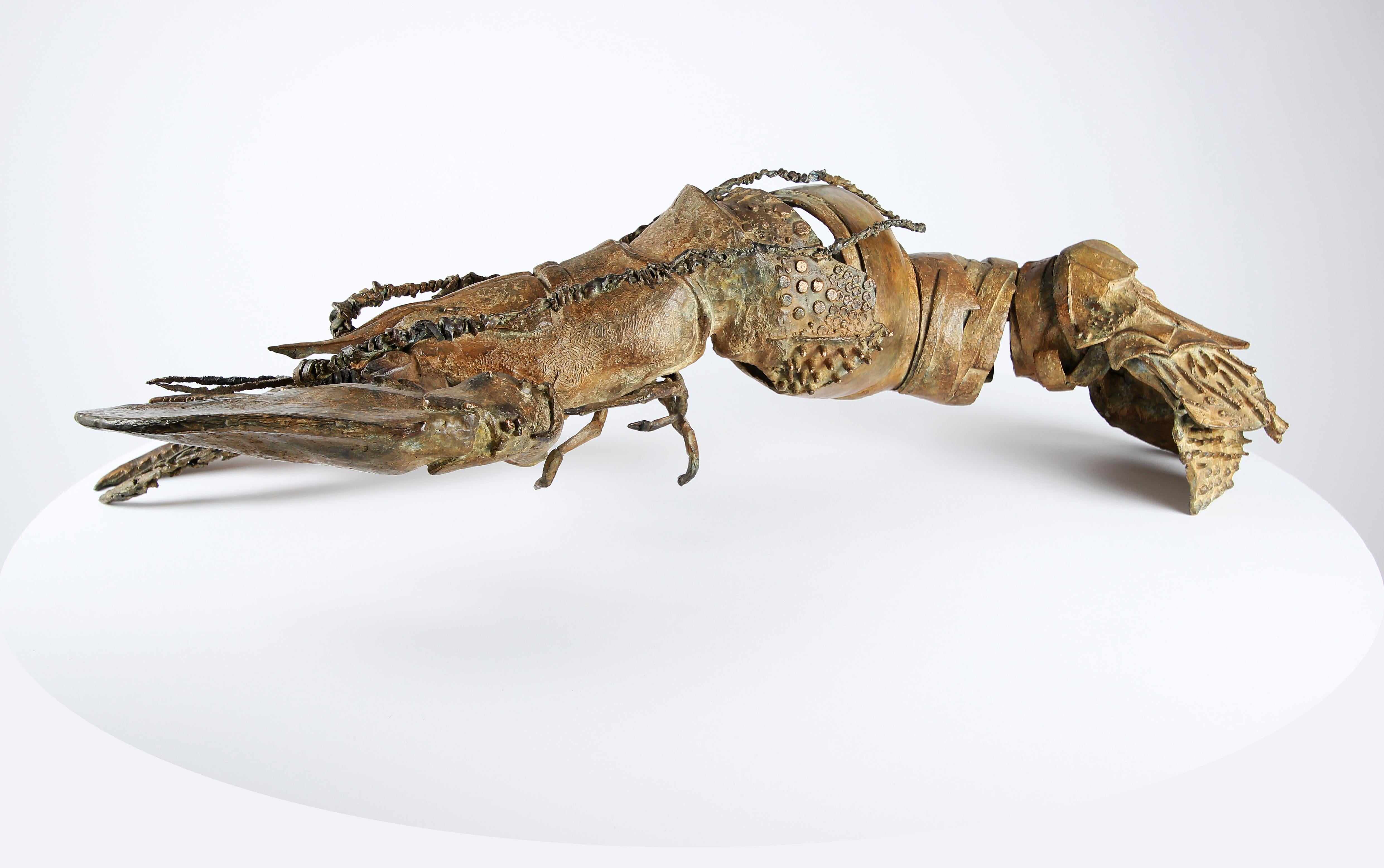 La bella aragosta di Chésade - Scultura animale in bronzo, Sealife, oro in vendita 5
