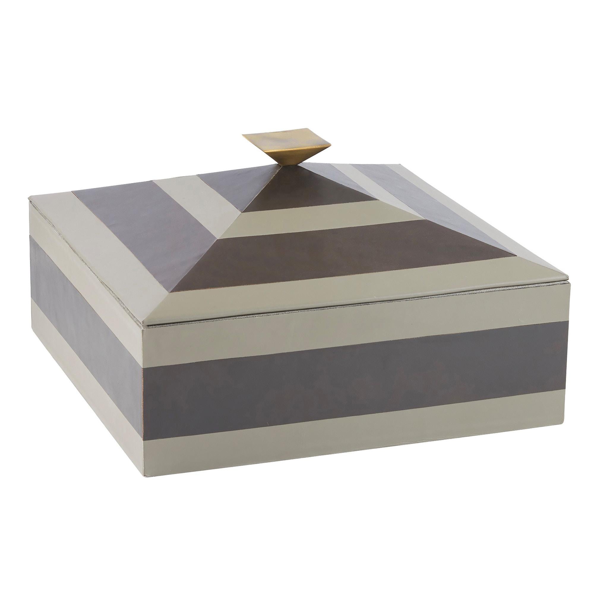 Cheshire Box ARI13 - leather box For Sale 3