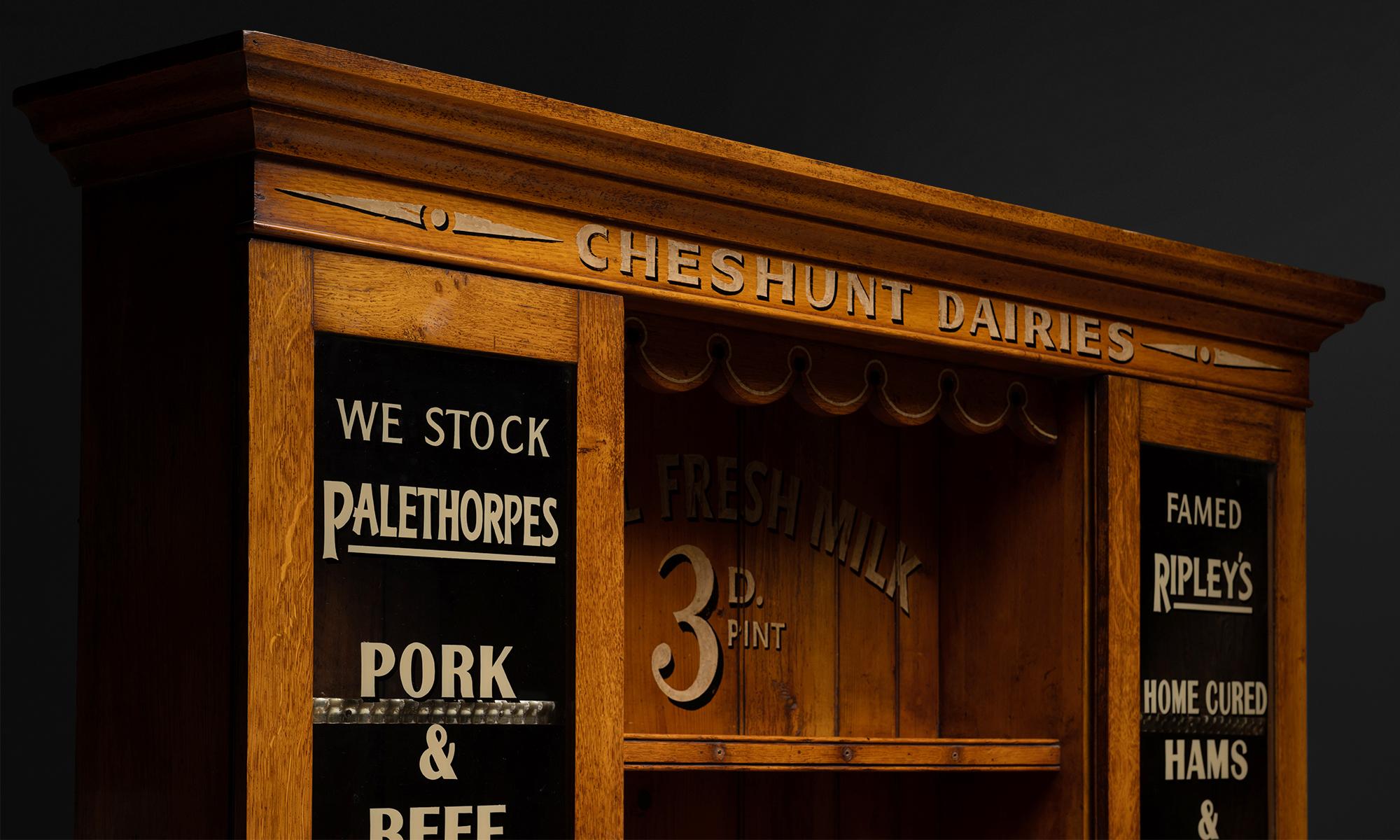 English “Cheshunt Dairies” Display Cabinet, England, circa 1910 For Sale