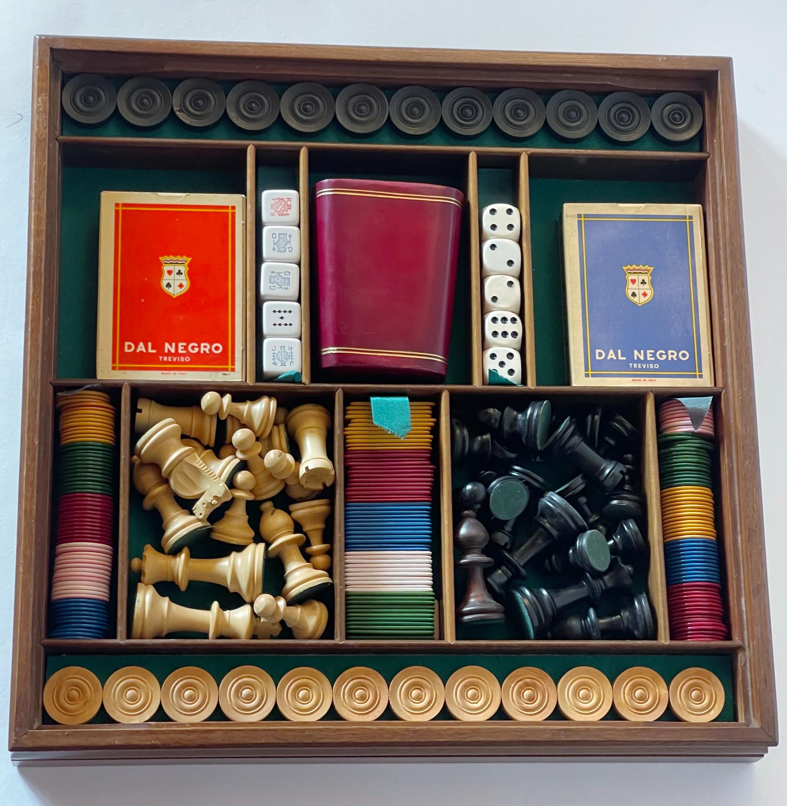 FORNASETTI Schachbrettspiel-Set aus Schachbrett (20. Jahrhundert) im Angebot