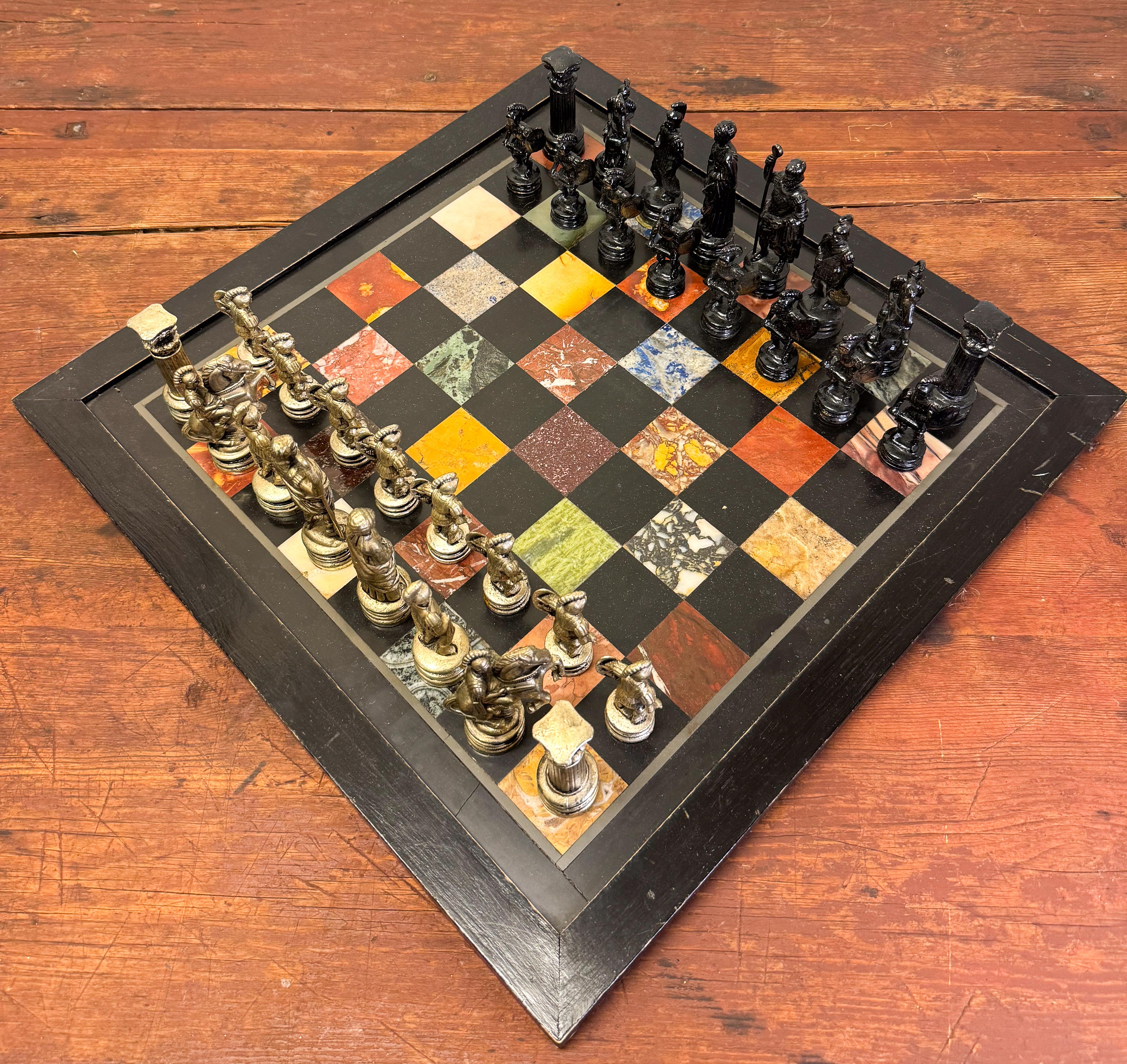 Schachspielset - Pietra Dura Marmor 19. Jahrhundert Italien im Zustand „Hervorragend“ im Angebot in Stockholm, SE