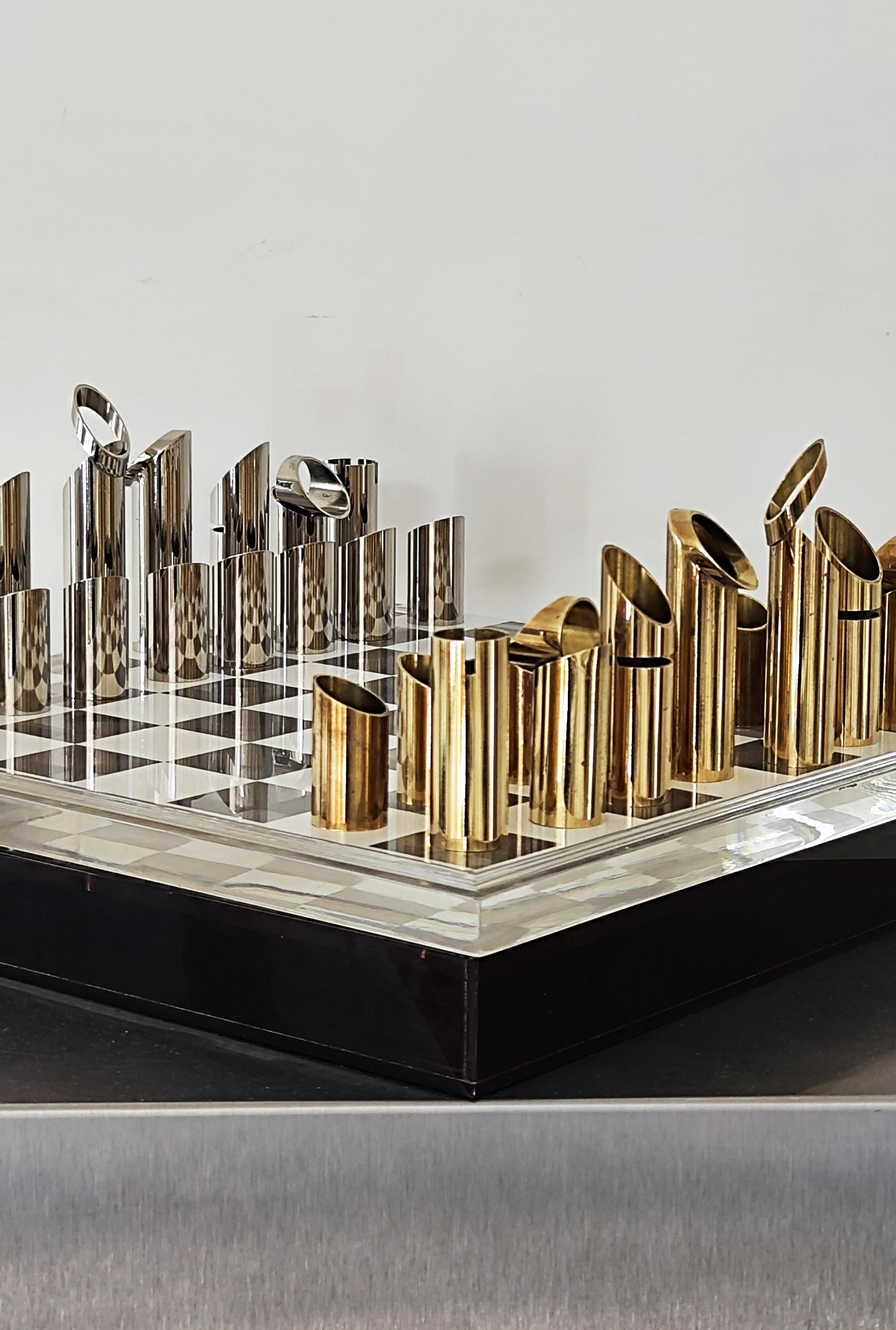 Chess set + board 70s altuglas steel bronze Mario Vento Mid Century  Italie 1970 In Good Condition In Paris, FR