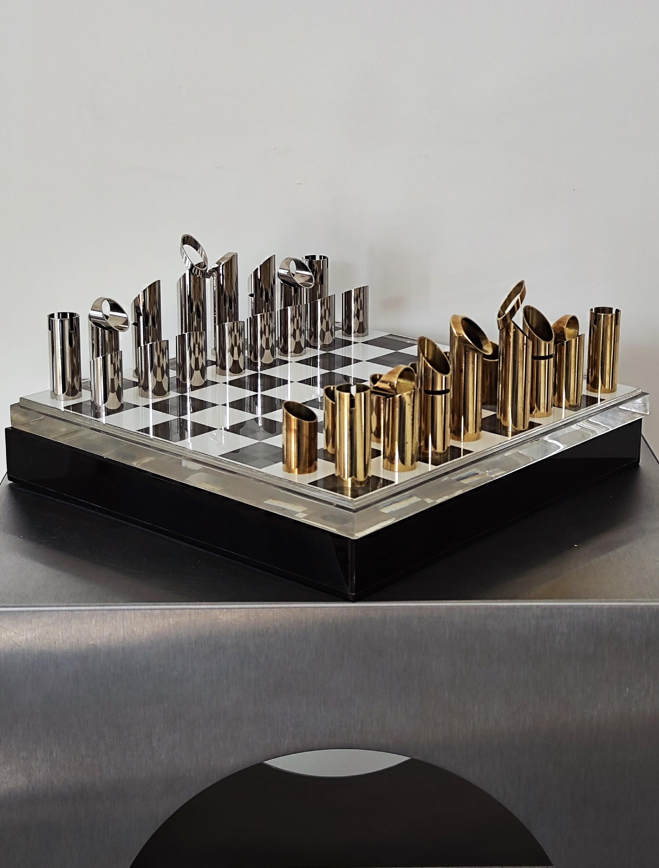 Late 20th Century Chess set + board 70s altuglas steel bronze Mario Vento Mid Century  Italie 1970