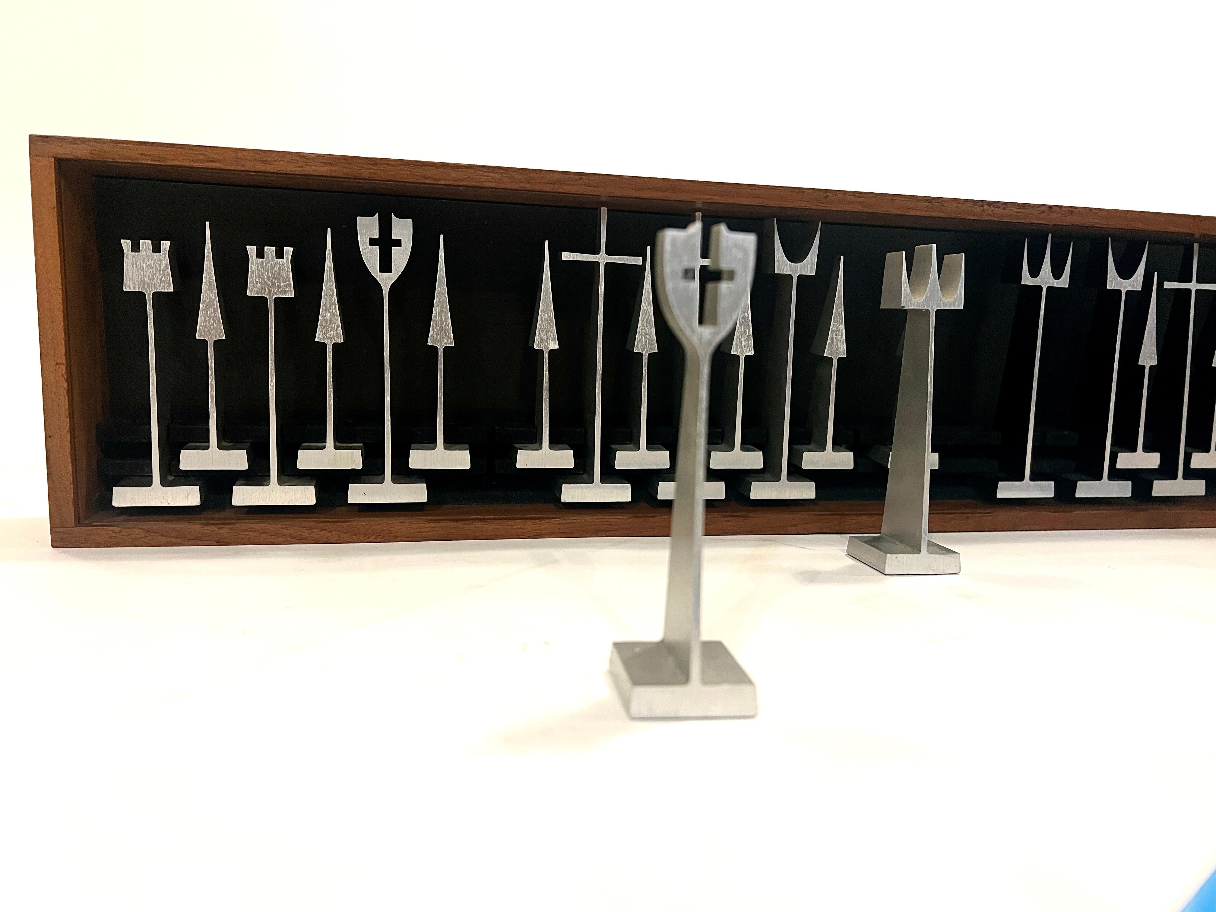 Chess Set by Austin Cox for Alcoa Steel, 1960's In Good Condition For Sale In Chicago, IL