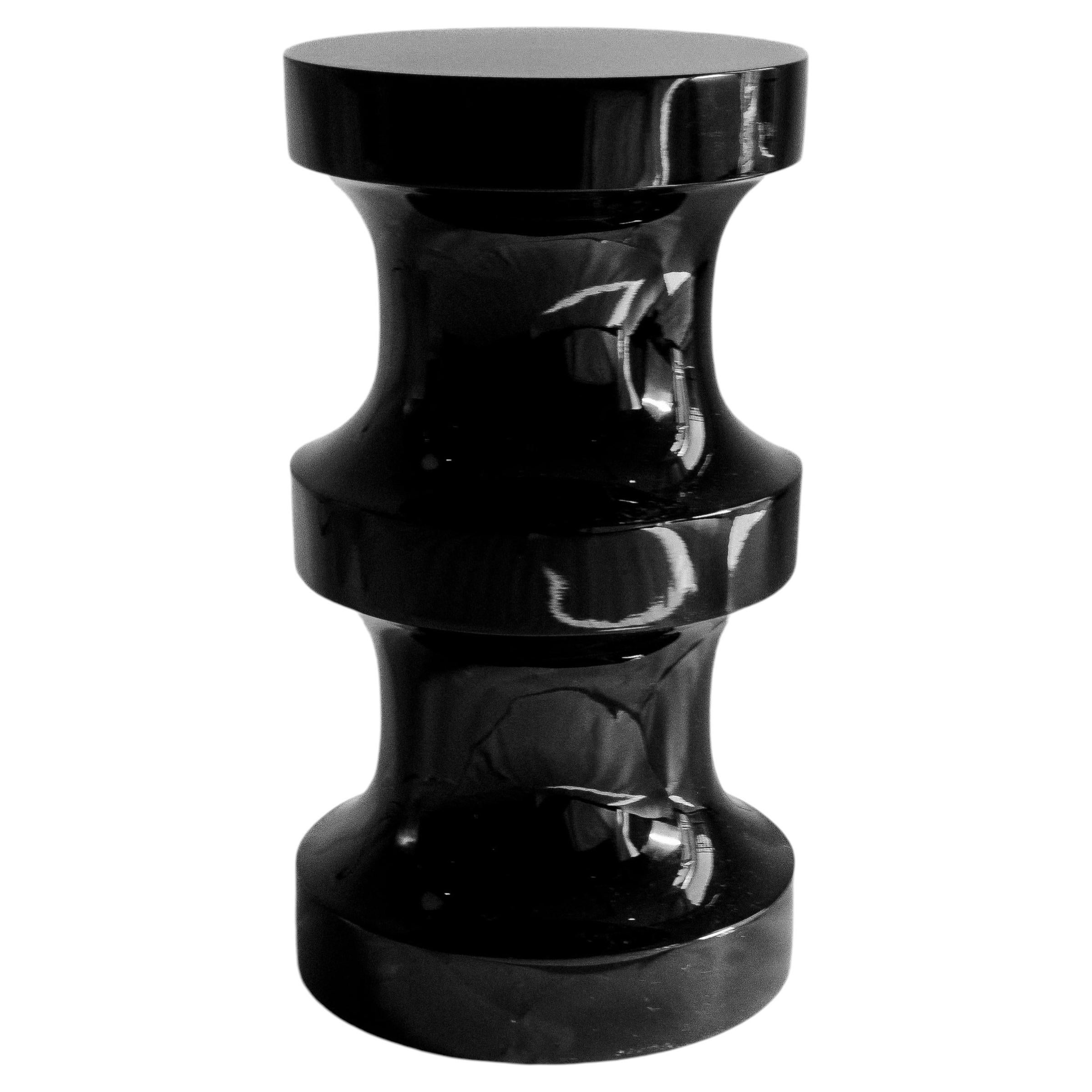 Hocker & Beistelltisch, konkav, schwarz lackiertes Holz, postmodern, Panorammma