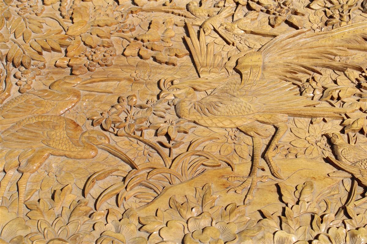Kommode 1930 Asiatisch Holz geschnitzt vollständig von Hand Vögeln Pfingstrosenblüte Ahornbaum im Zustand „Gut“ im Angebot in Palermo, Sicily