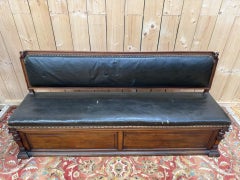 Chest bench – Napoleon III style – Solid carved walnut – Leather trim