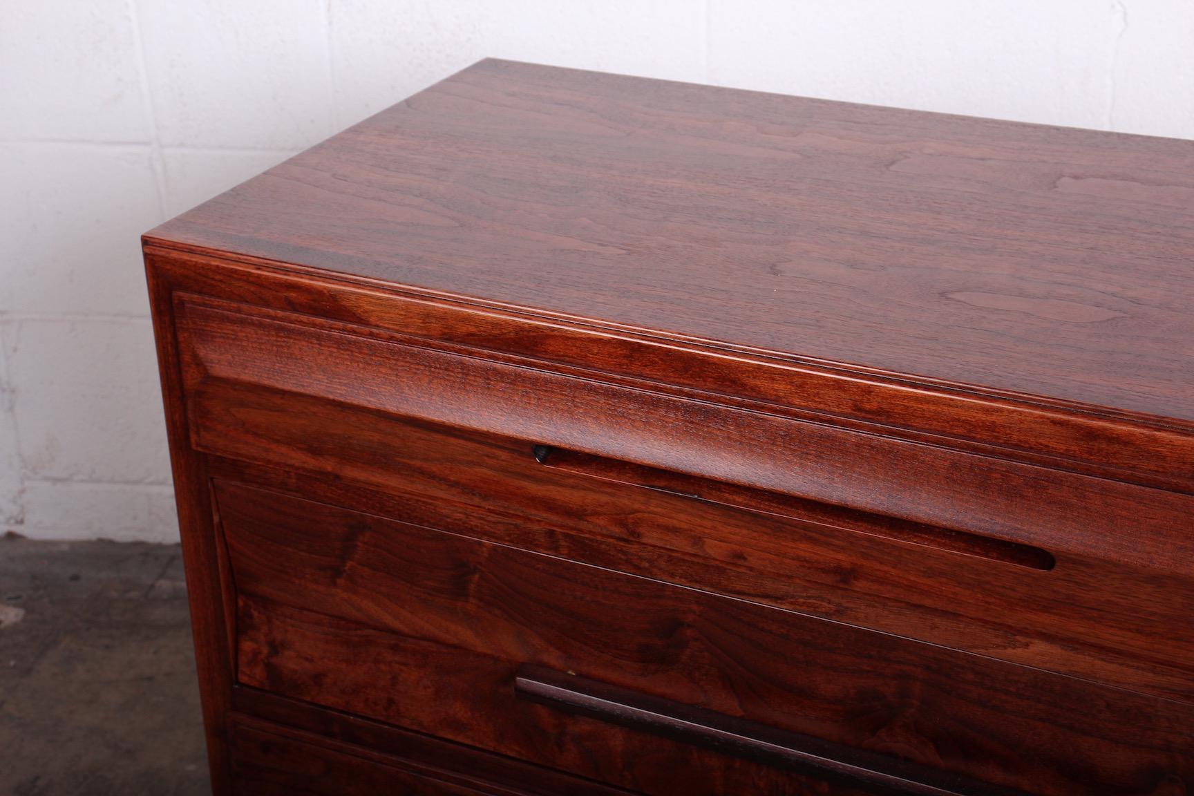 Chest by Edward Wormley for Dunbar For Sale 11