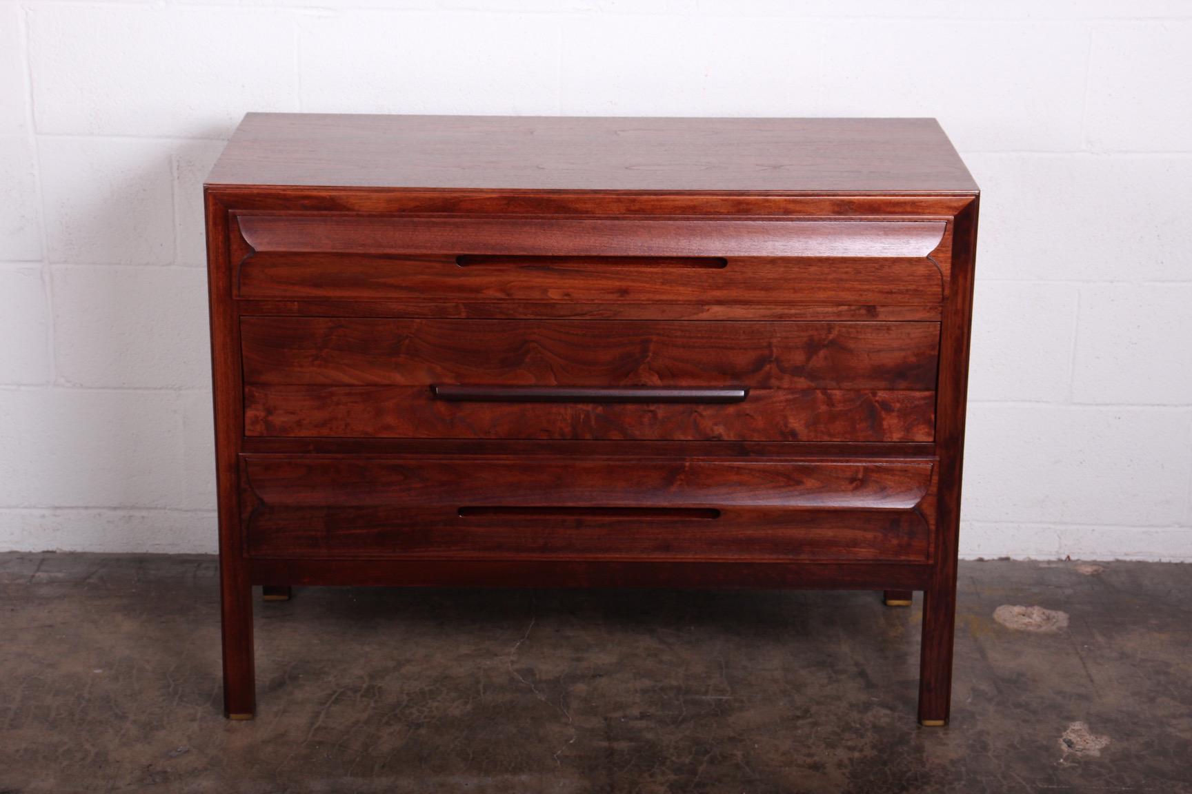 Chest by Edward Wormley for Dunbar In Good Condition For Sale In Dallas, TX