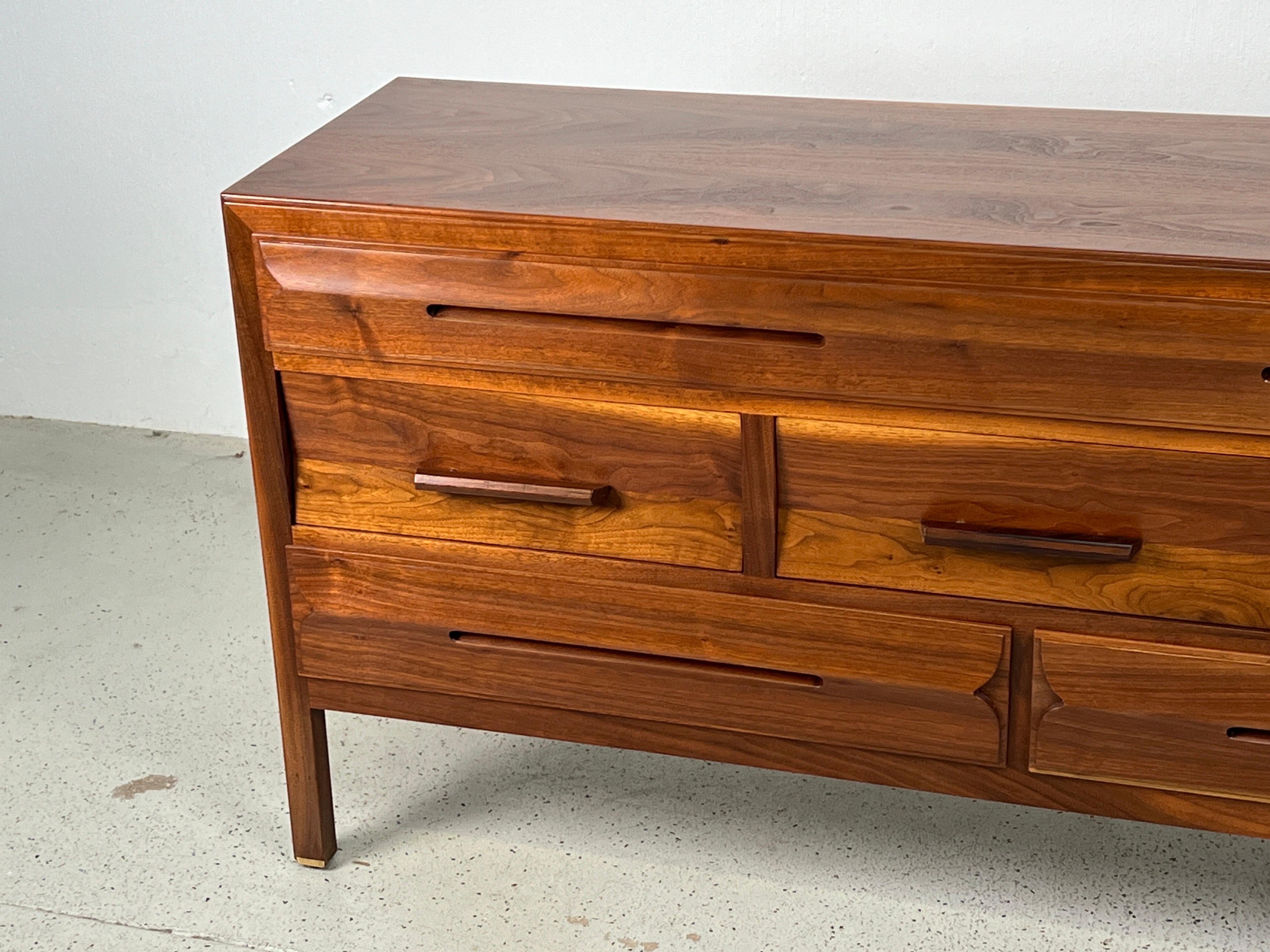 Mid-20th Century Chest by Edward Wormley for Dunbar For Sale
