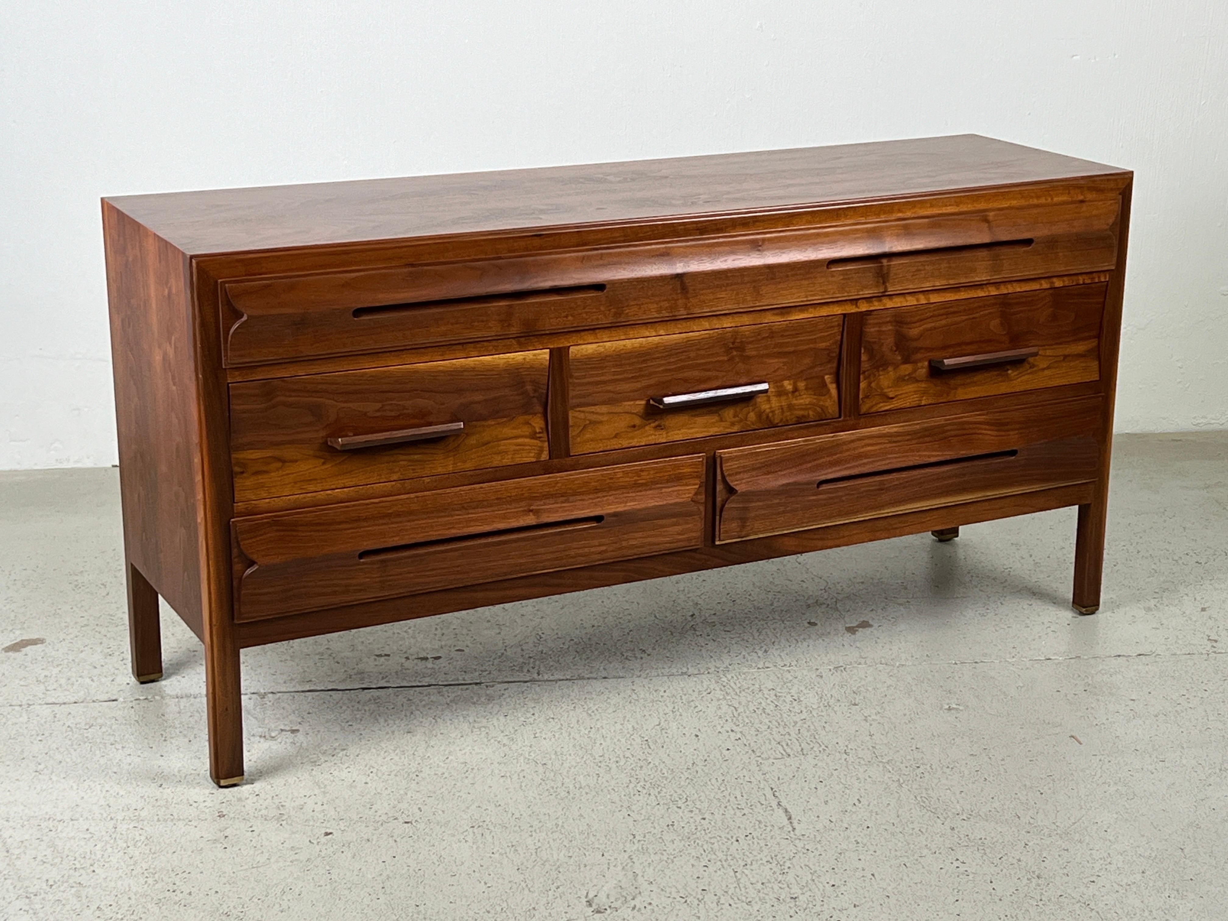 Chest by Edward Wormley for Dunbar For Sale 4