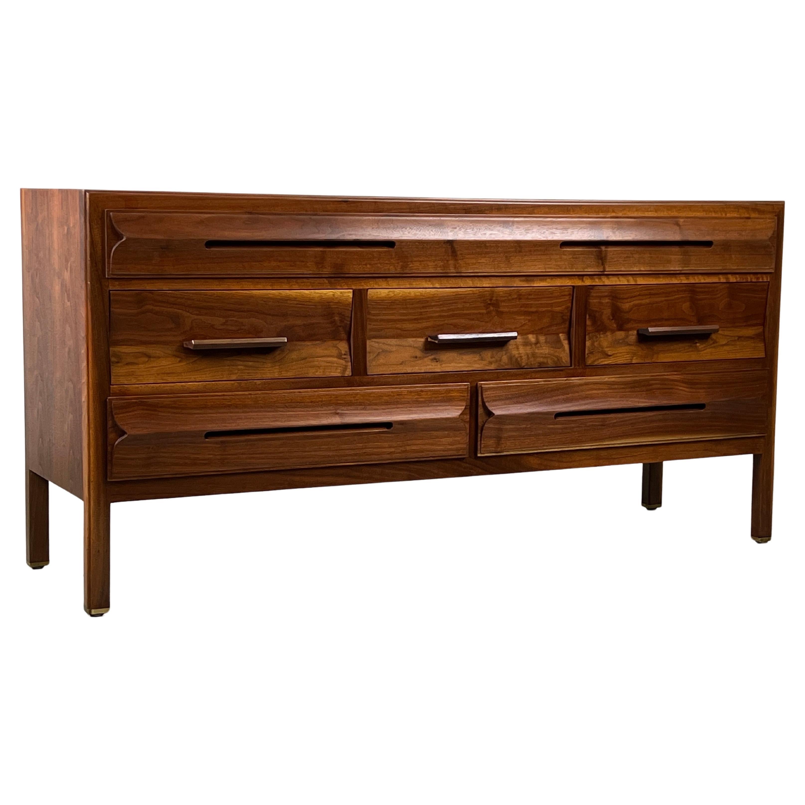 Chest by Edward Wormley for Dunbar