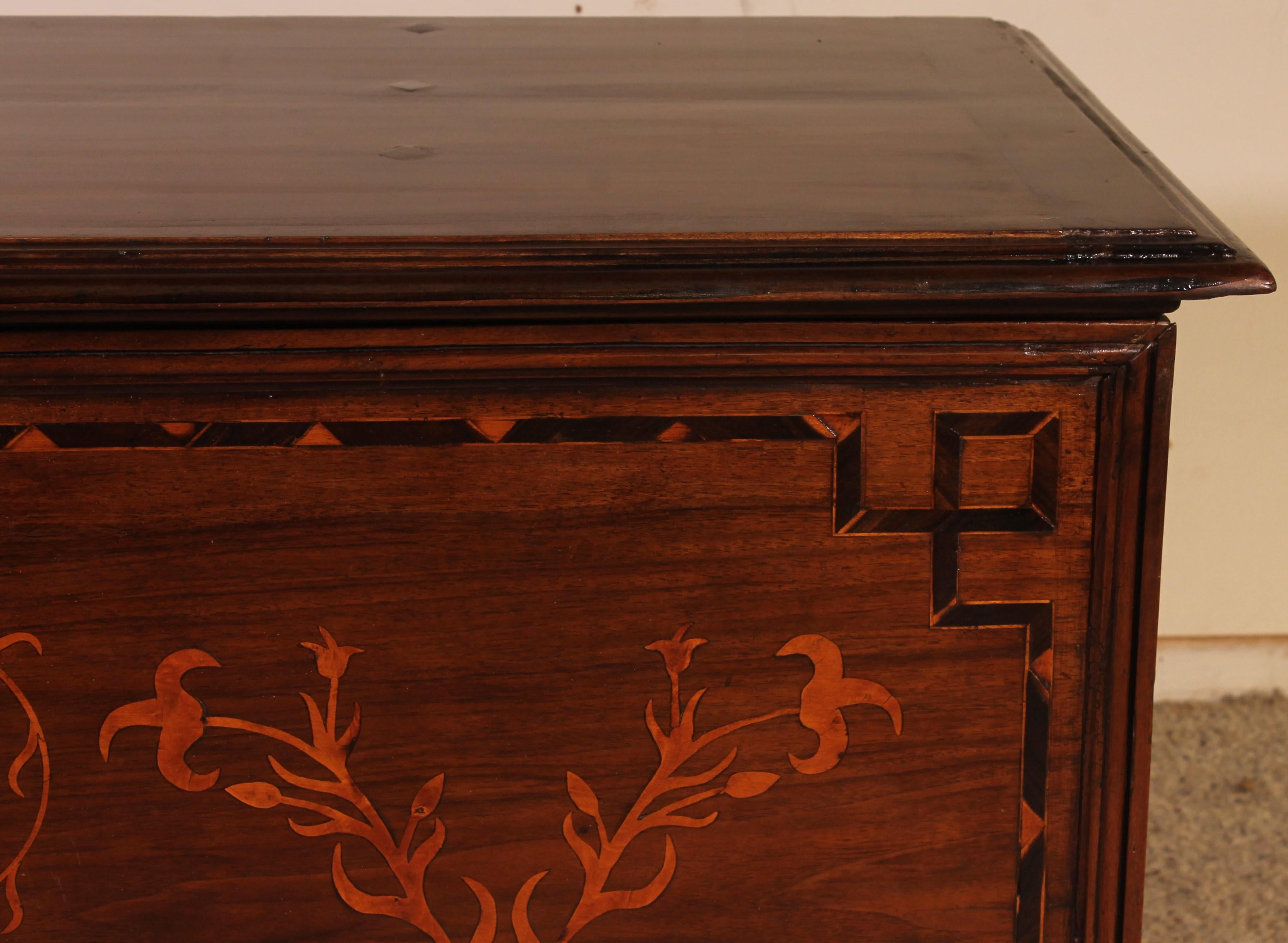 Chest Called Cassone from the Italian Renaissance in Walnut, 17th Century 1