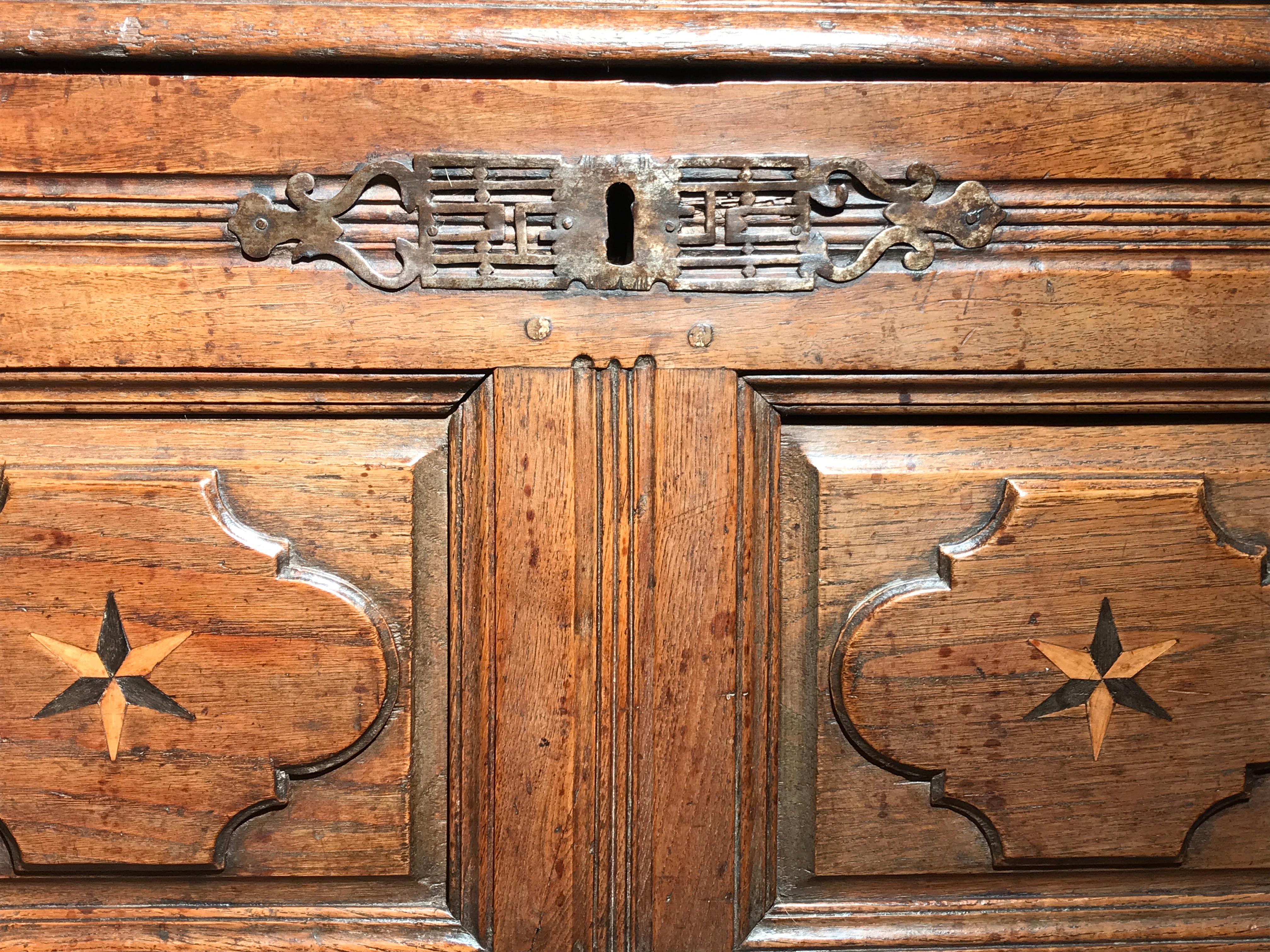 Chest, Coffer, 17 Century, German, Baroque, Oak, Marquetry, Inlay, 30 cubic feet For Sale 1