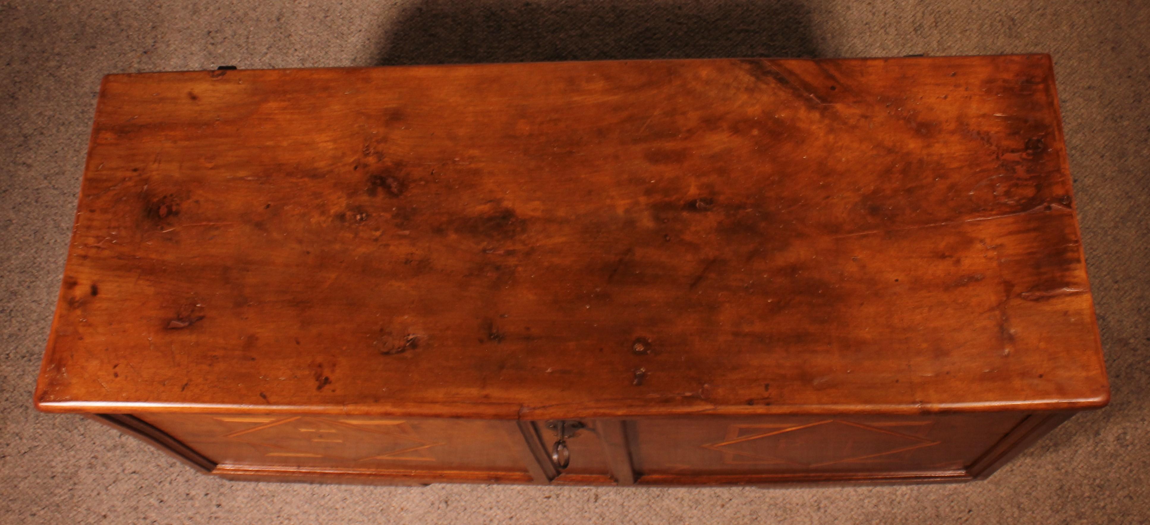 Chest Dated 1624 - Haute Savoie For Sale 6