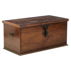 Chest in vine wood - 18th century