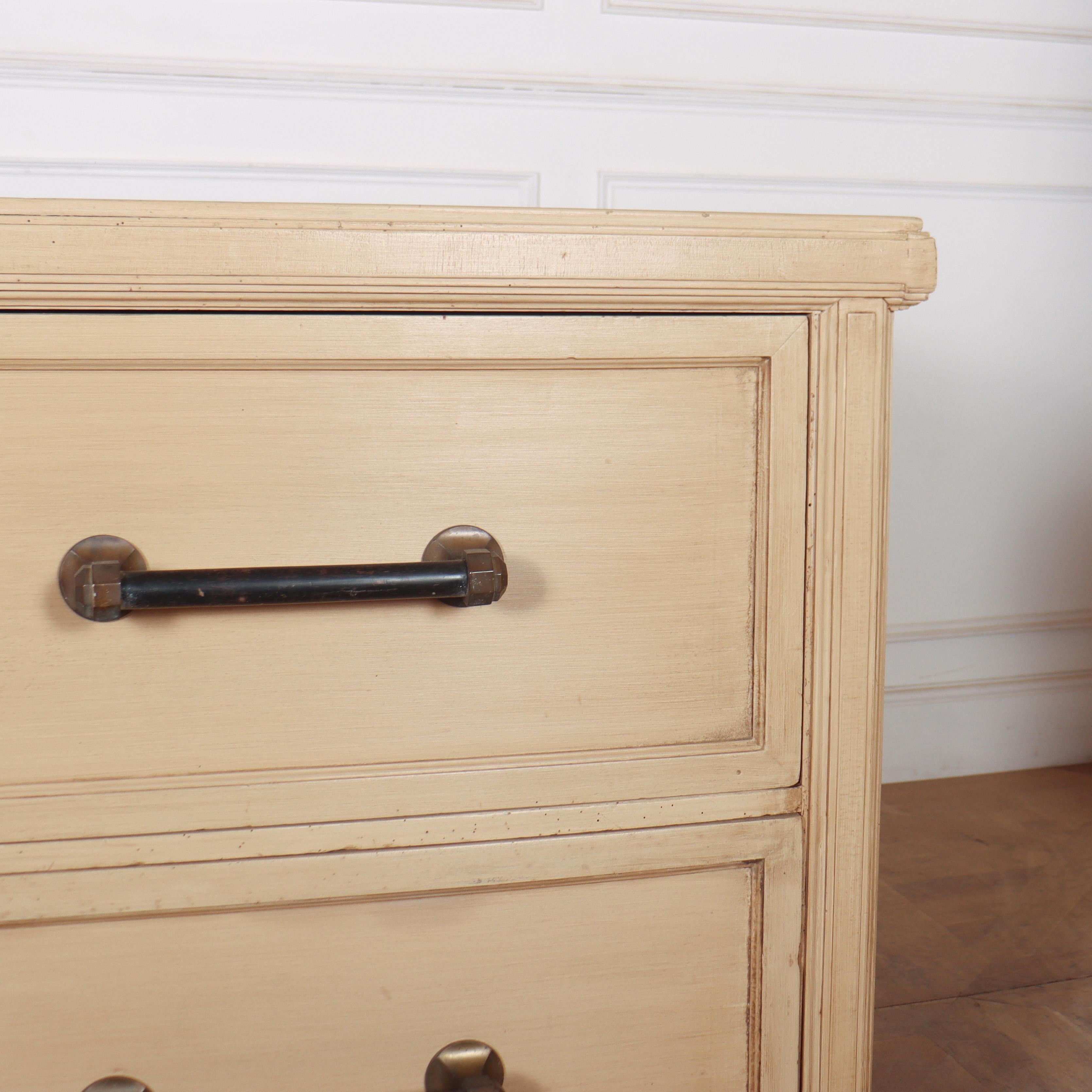 Chest of Drapers Drawers In Good Condition For Sale In Leamington Spa, Warwickshire