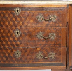 Chest of drawers - 18th century