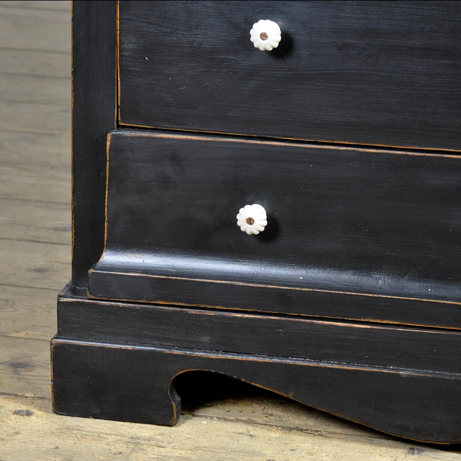 Chest of drawers, 1910s 6