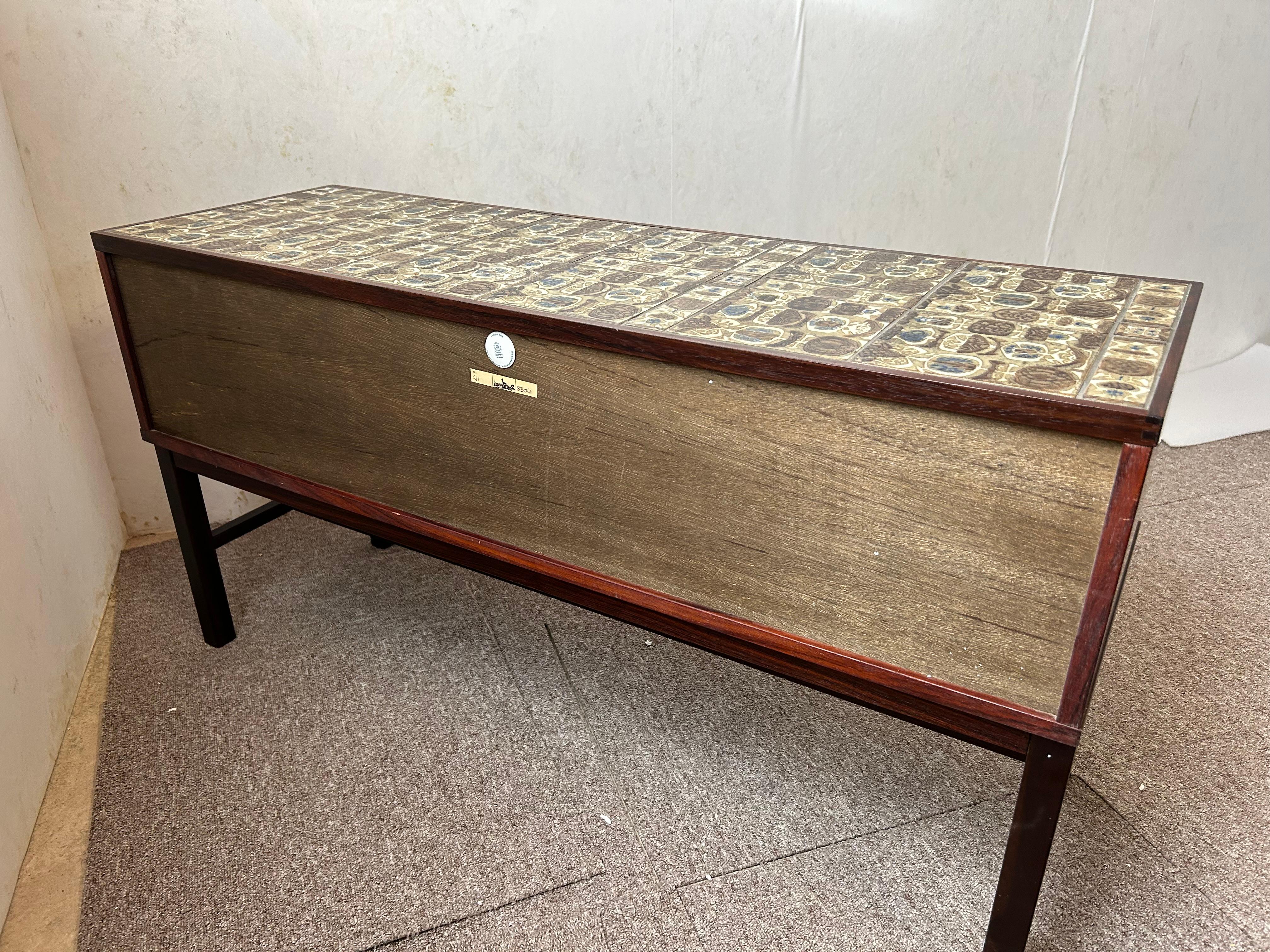 Danish Chest of drawers and Mirror, 1950, tiled top, Royal Copenhagen. For Sale