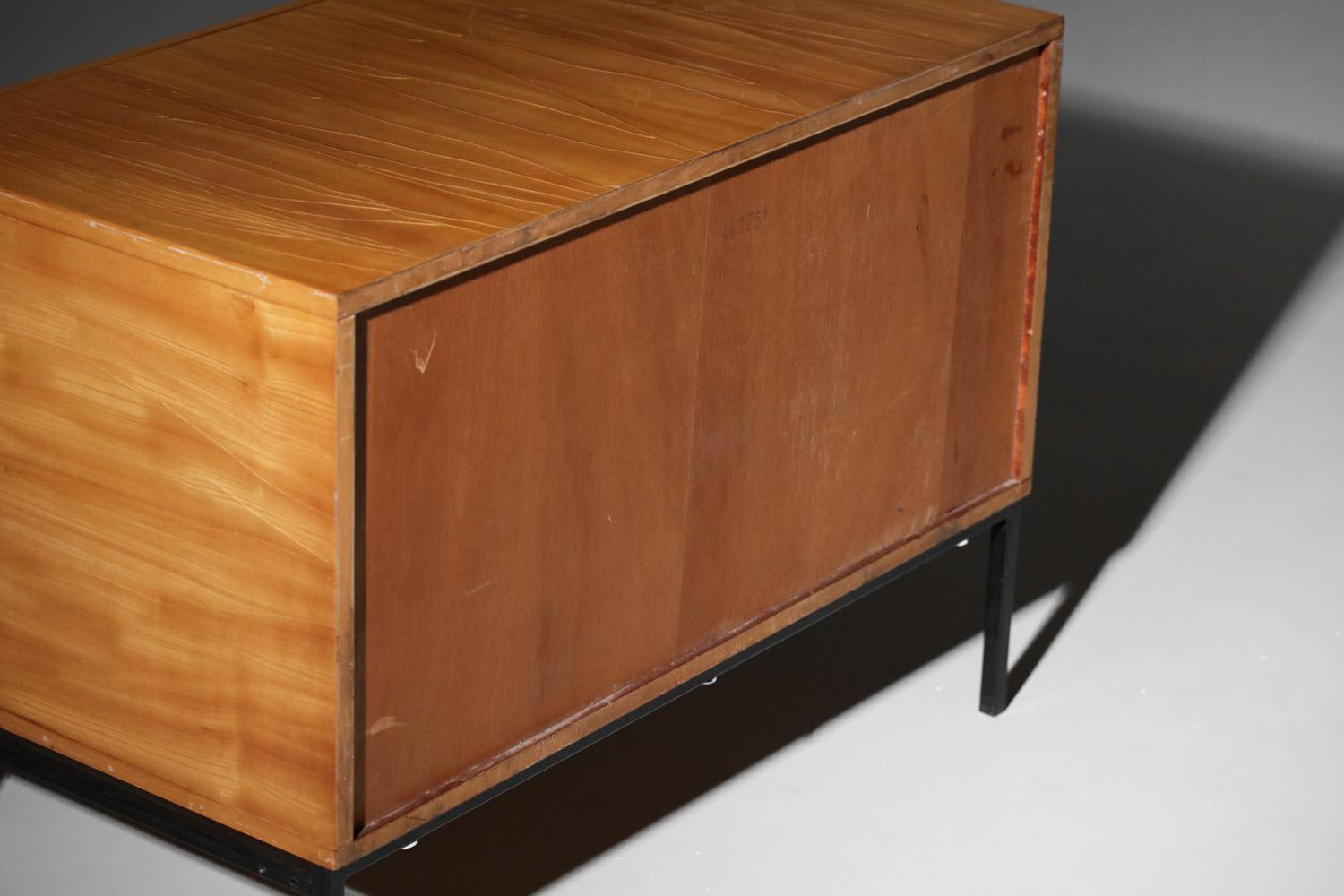 Chest of Drawers André Monpoix Model 812 for Meuble TV, 1960s For Sale 2