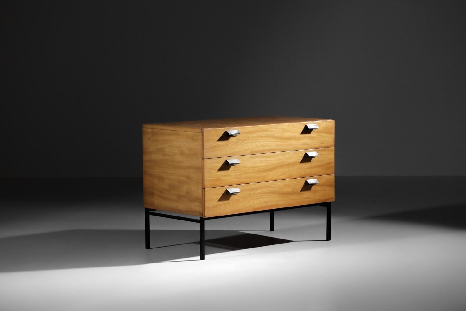 Chest of Drawers André Monpoix Model 812 for Meuble TV, 1960s For Sale 7