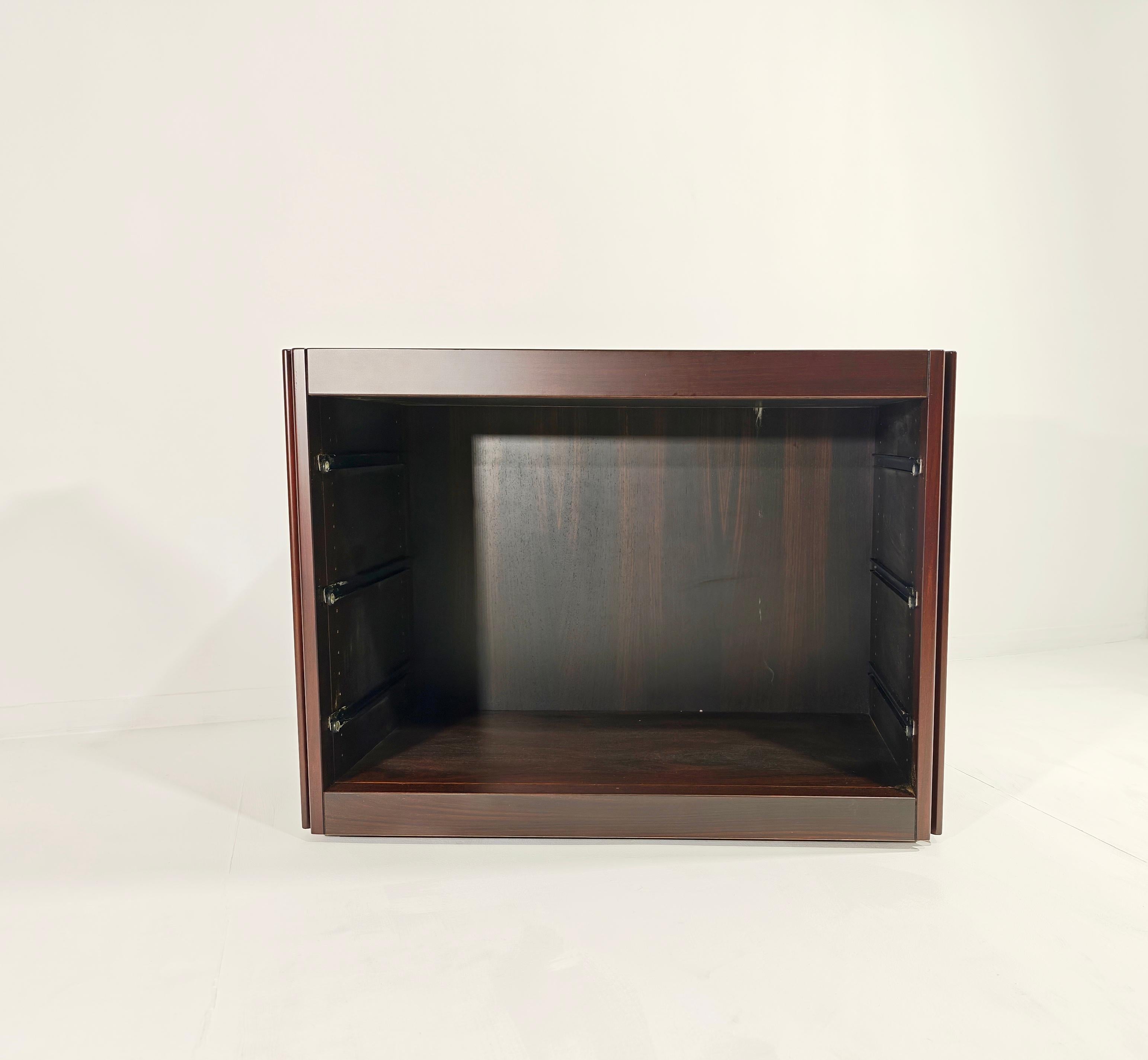 Cassettiera Angelo Mangiarotti per Molteni 4D Legno Marmo Metà Anni '60 in vendita 7