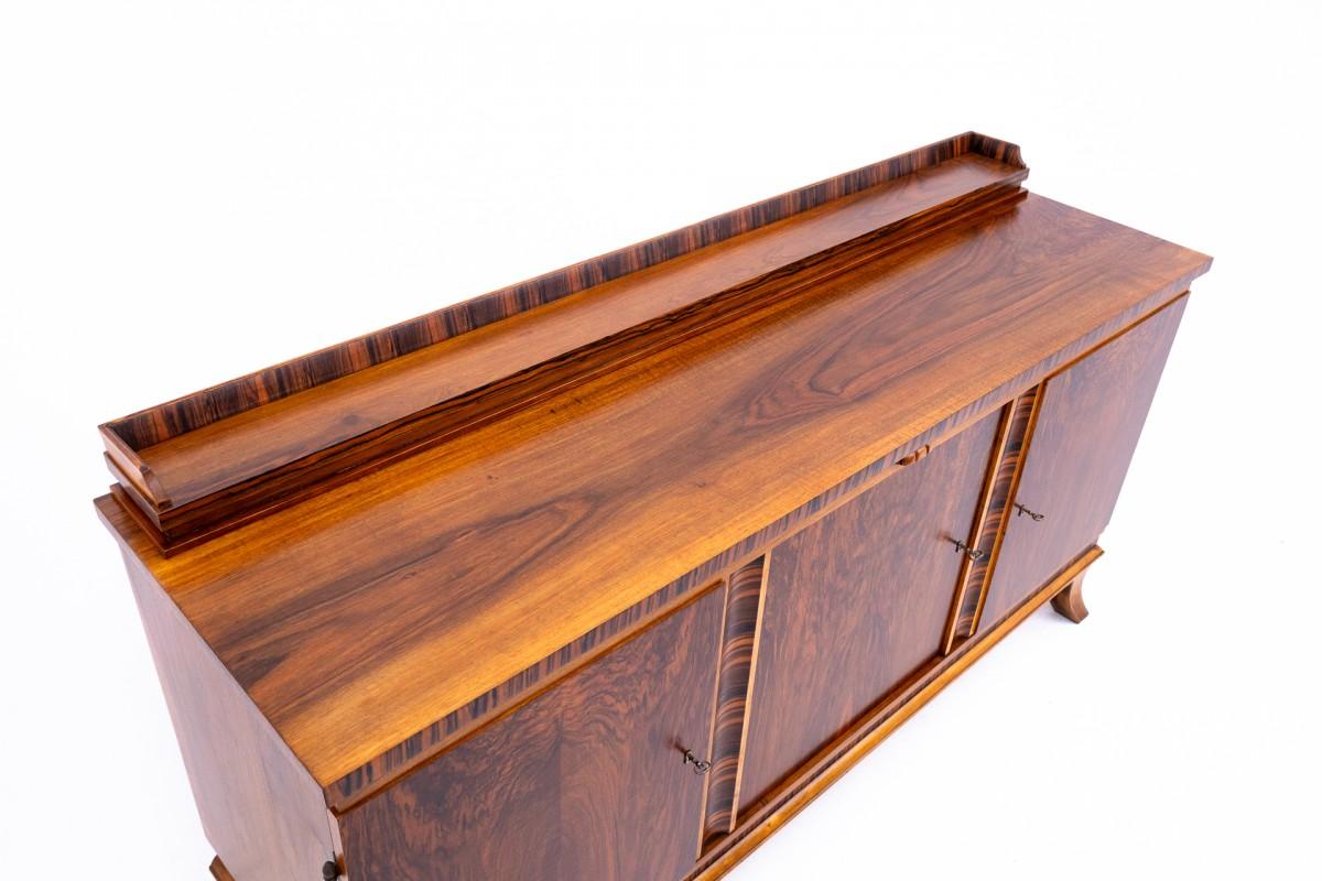 Chest of drawers - Art Deco buffet, Poland, 1940s. For Sale 4