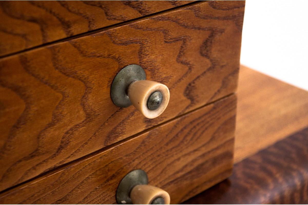 Metà XX secolo Cassettiera - bar in stile Art Déco, Polonia, anni 1950. in vendita