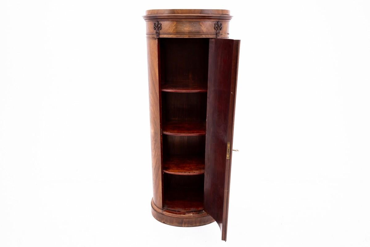 Biedermeier Chest of drawers - bar, Northern Europe, around 1870. For Sale