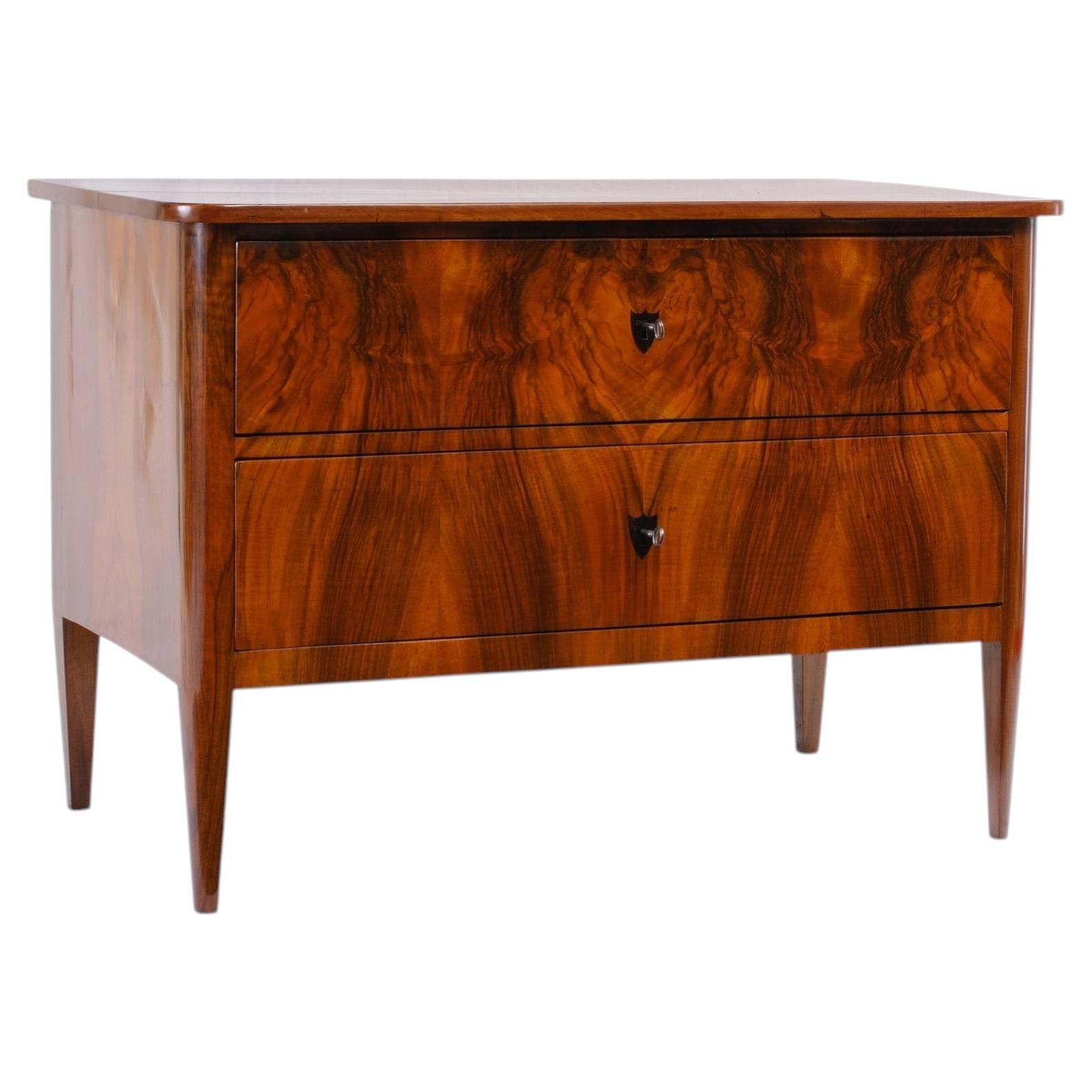 Chest of drawers, Biedermeier around 1820, Nutwood with two drawers