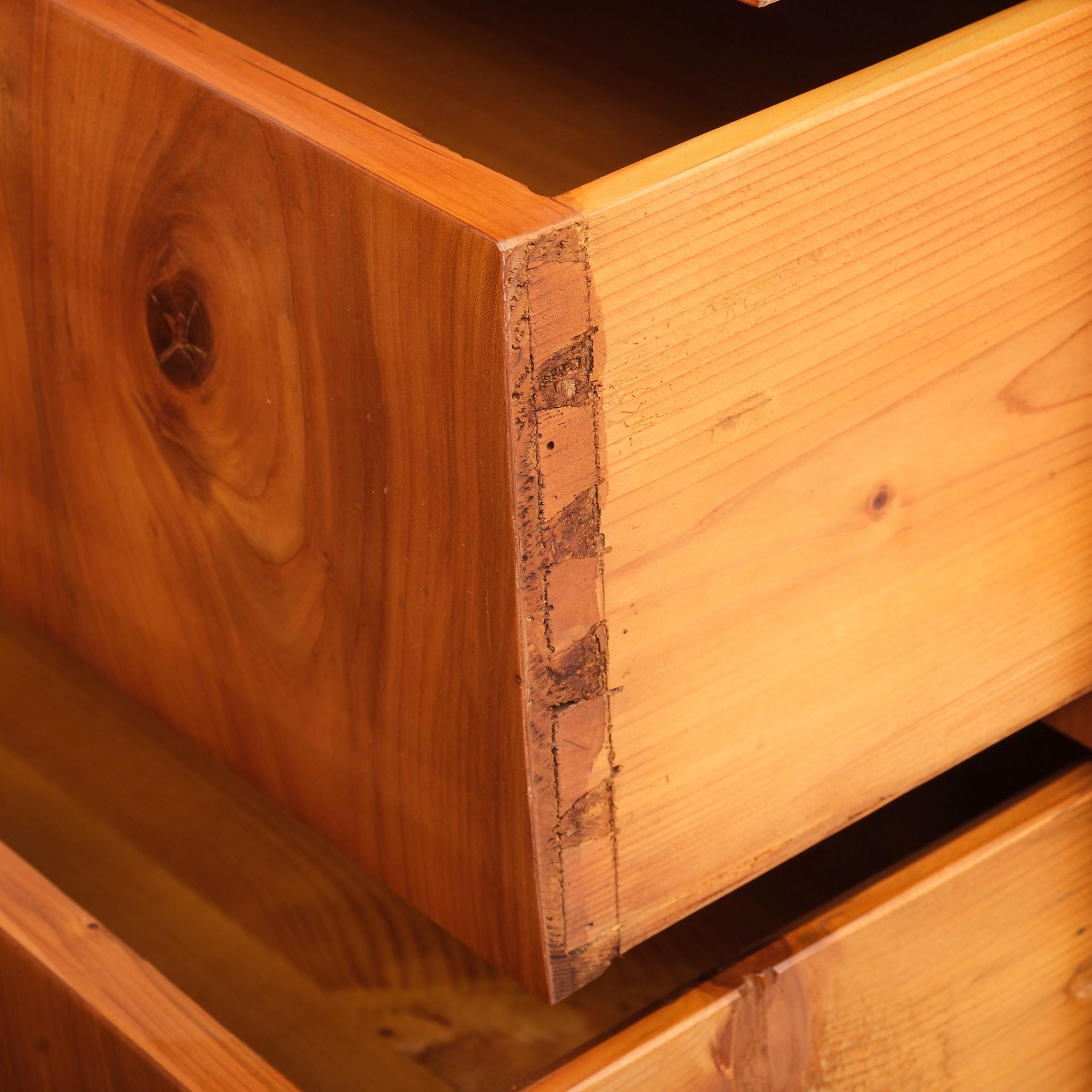 Inizio XIX secolo Chest of drawers, Biedermeier, around 1825, Cherrywood in vendita