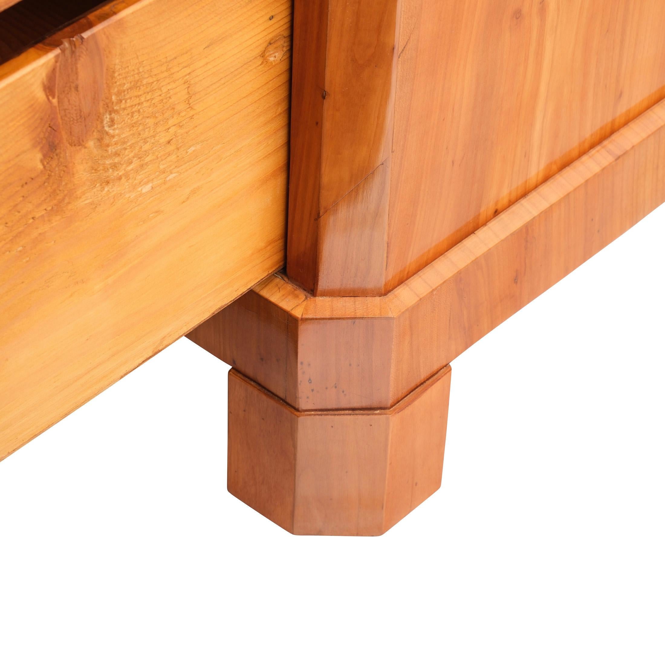 Legno Chest of drawers, Biedermeier, around 1825, Cherrywood in vendita