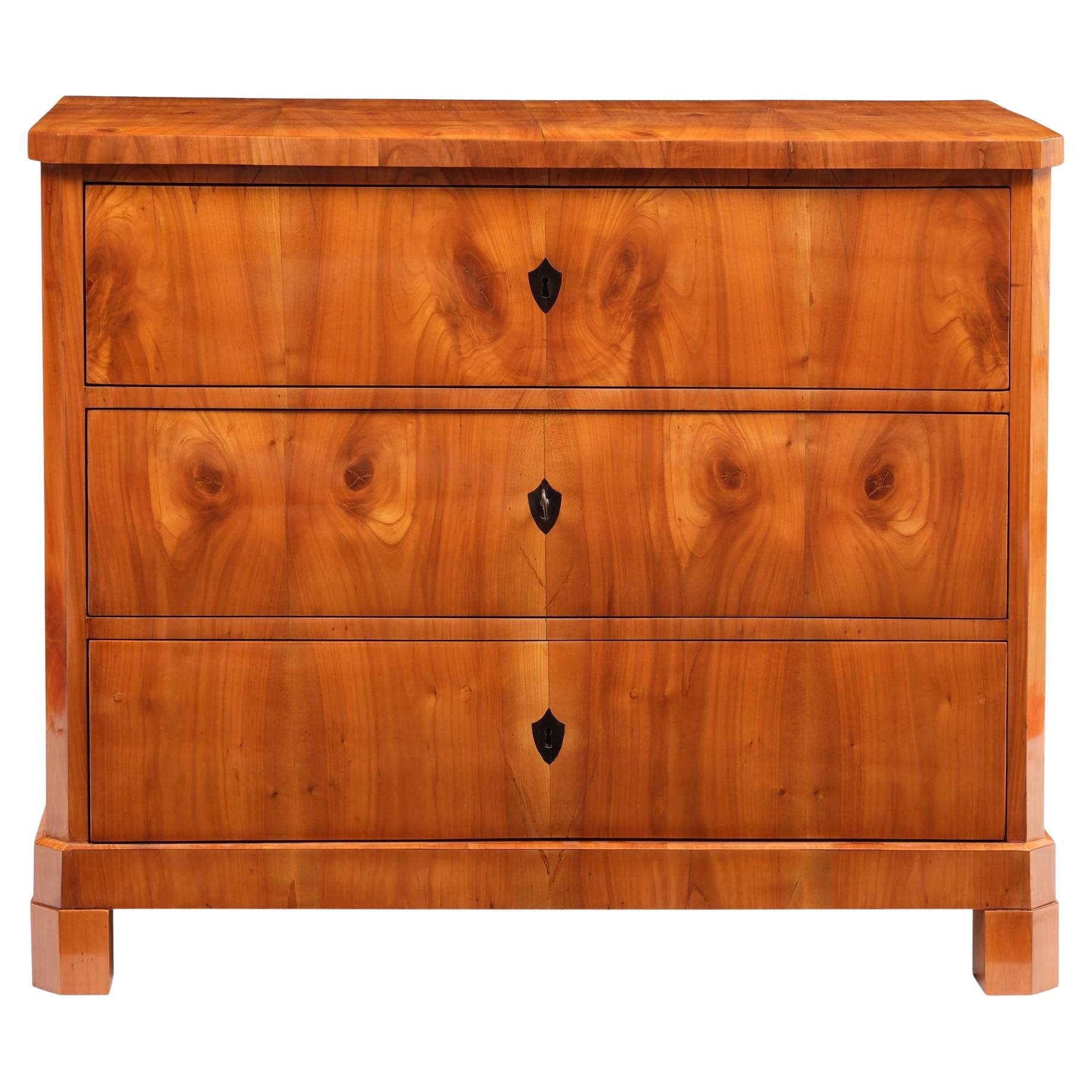 Chest of drawers, Biedermeier, around 1825, Cherrywood