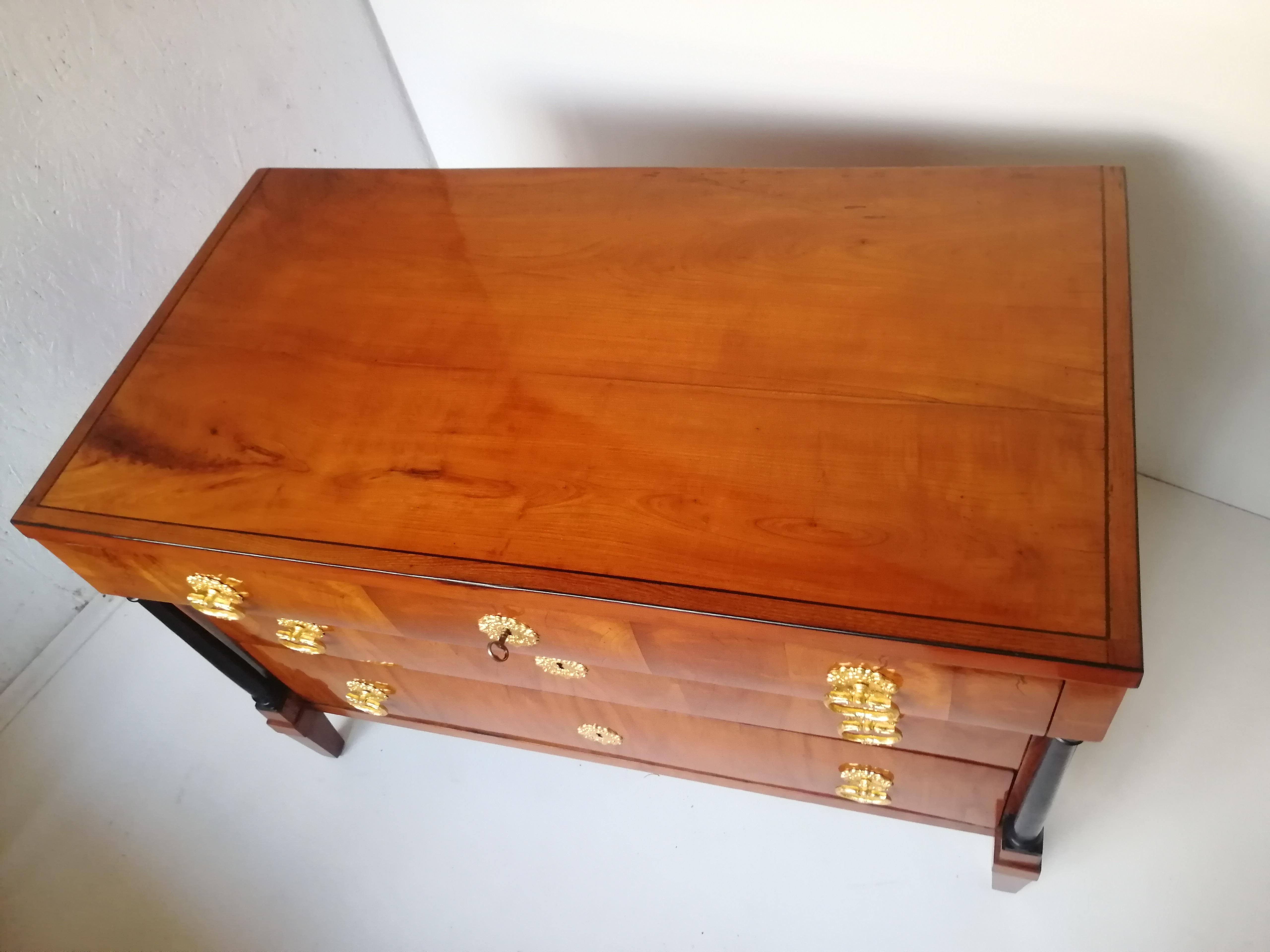 Chest of Drawers Biedermeier from 1810 For Sale 3