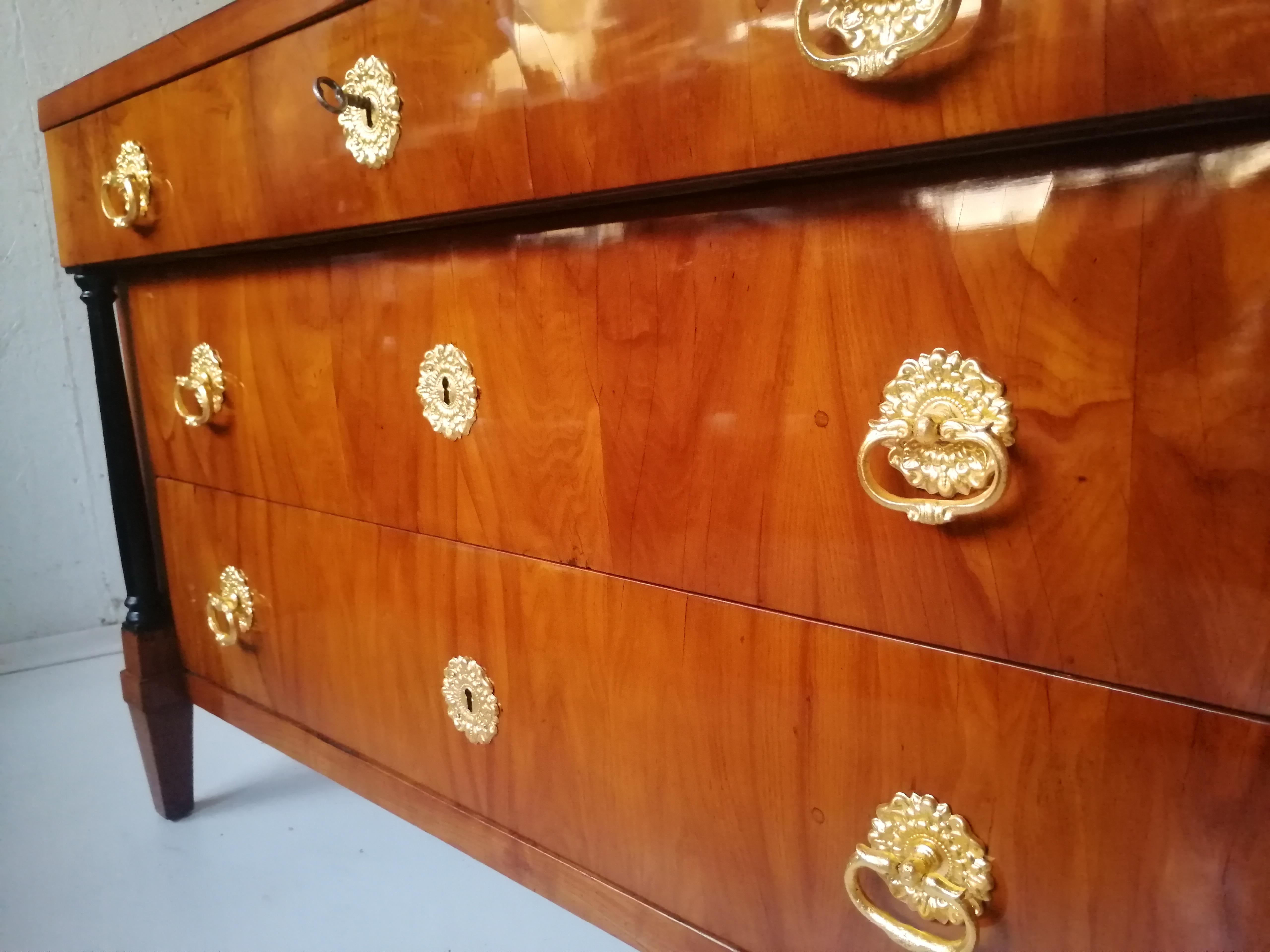 Chest of Drawers Biedermeier from 1810 For Sale 6