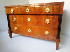 Coffre à tiroirs Biedermeier de 1810