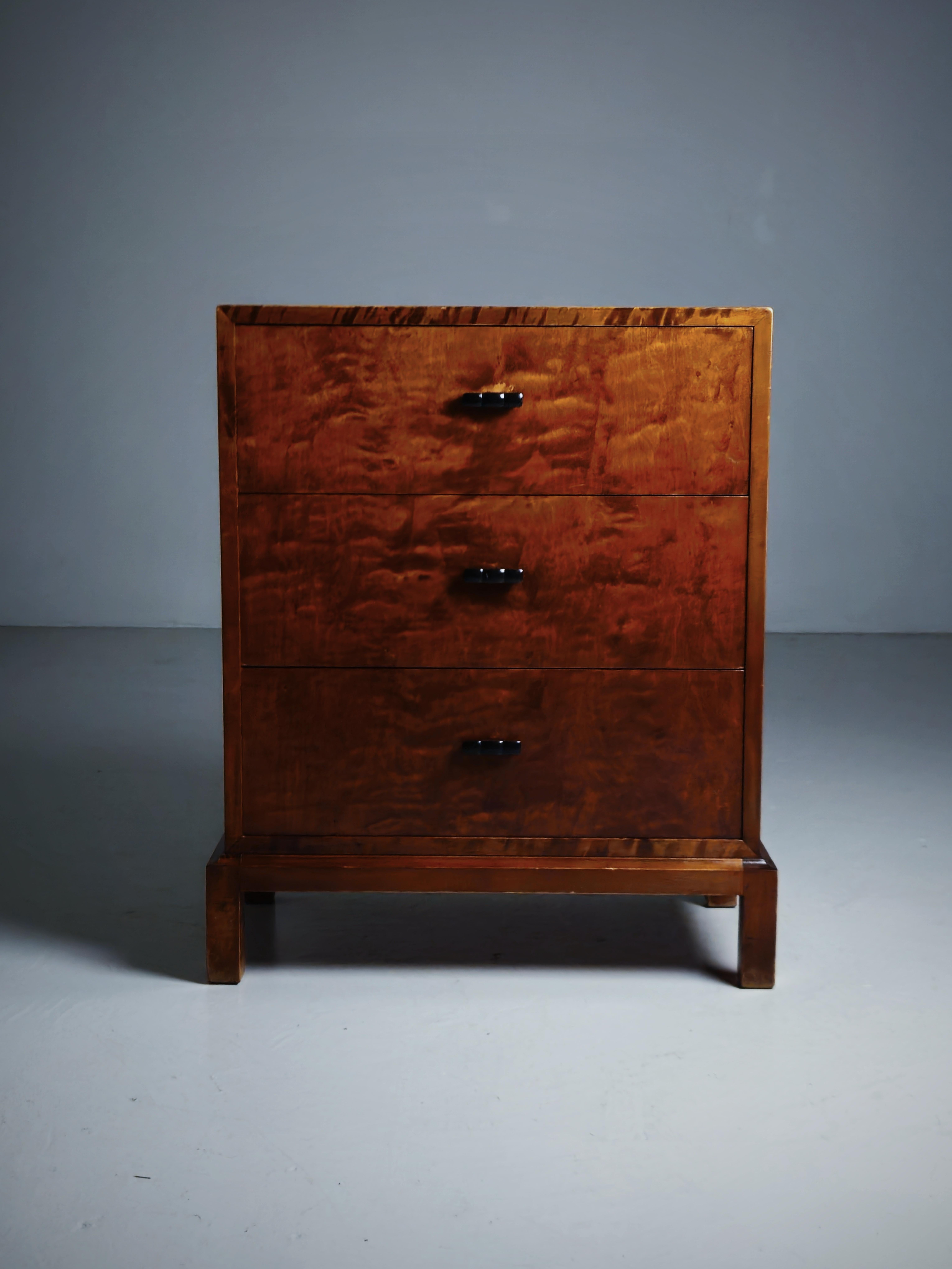 Scandinavian Modern Chest of drawers by Axel Larsson for Bodafors, Sweden, 1930s