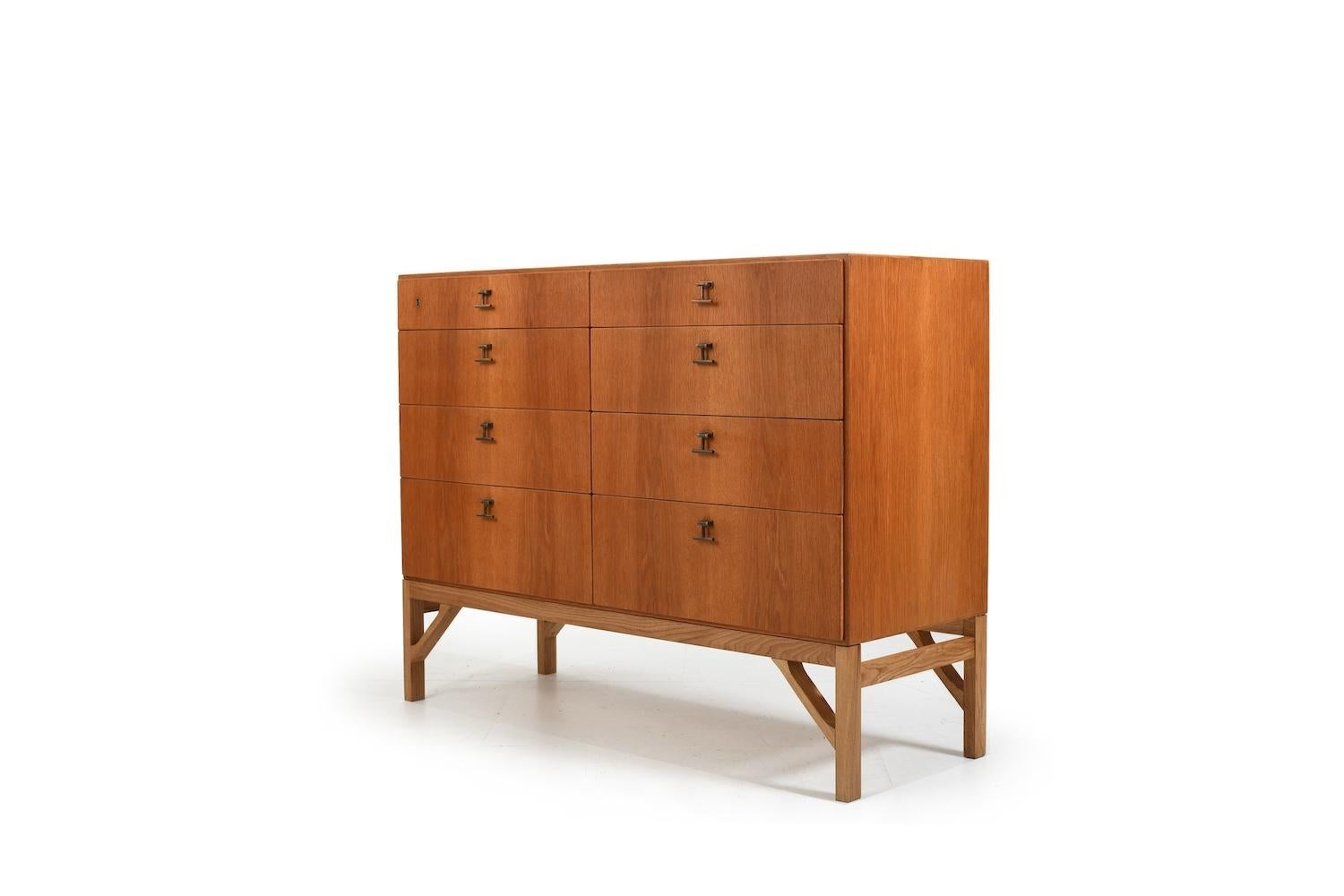 Chest of Drawers by Børge Mogensen for FDB Møbler 1960s For Sale 1