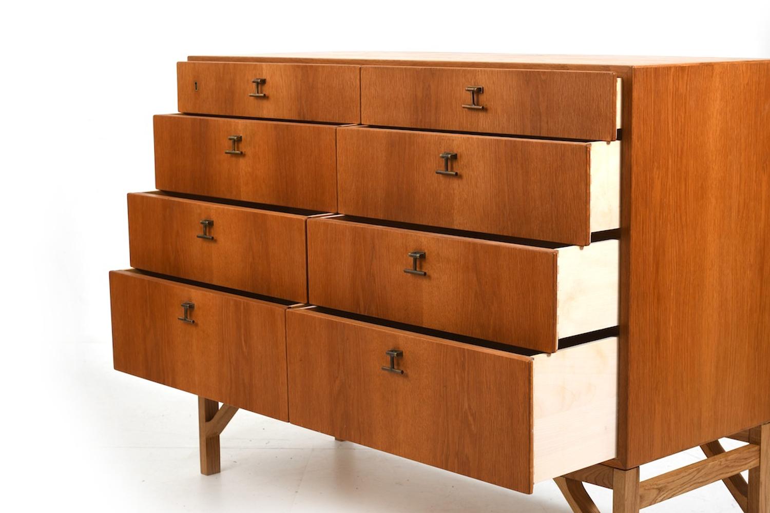 Chest of Drawers by Børge Mogensen for FDB Møbler 1960s For Sale 2