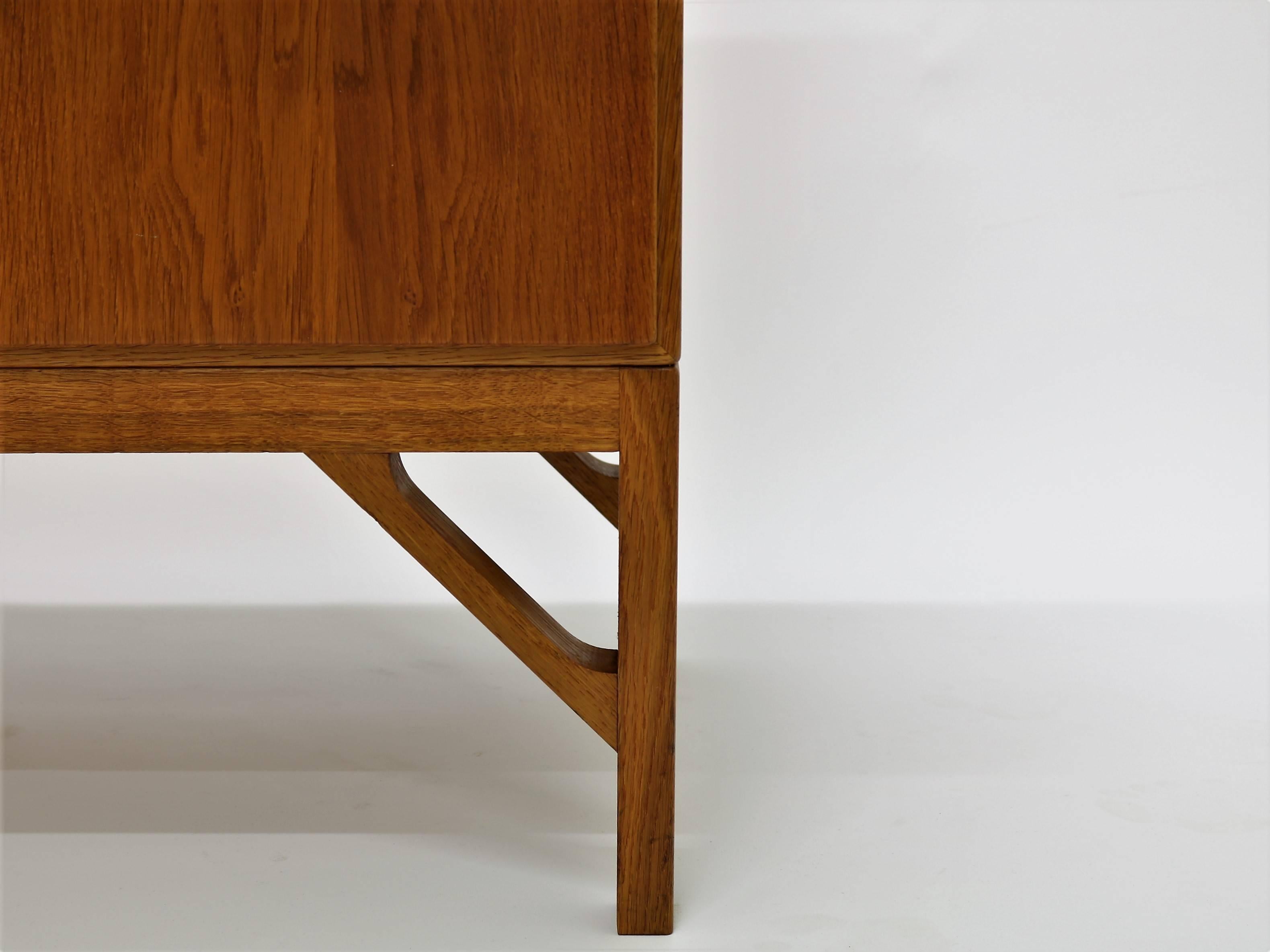 Brass Chest of Drawers by Børge Mogensen in Oak for FDB Møbler, 1950s