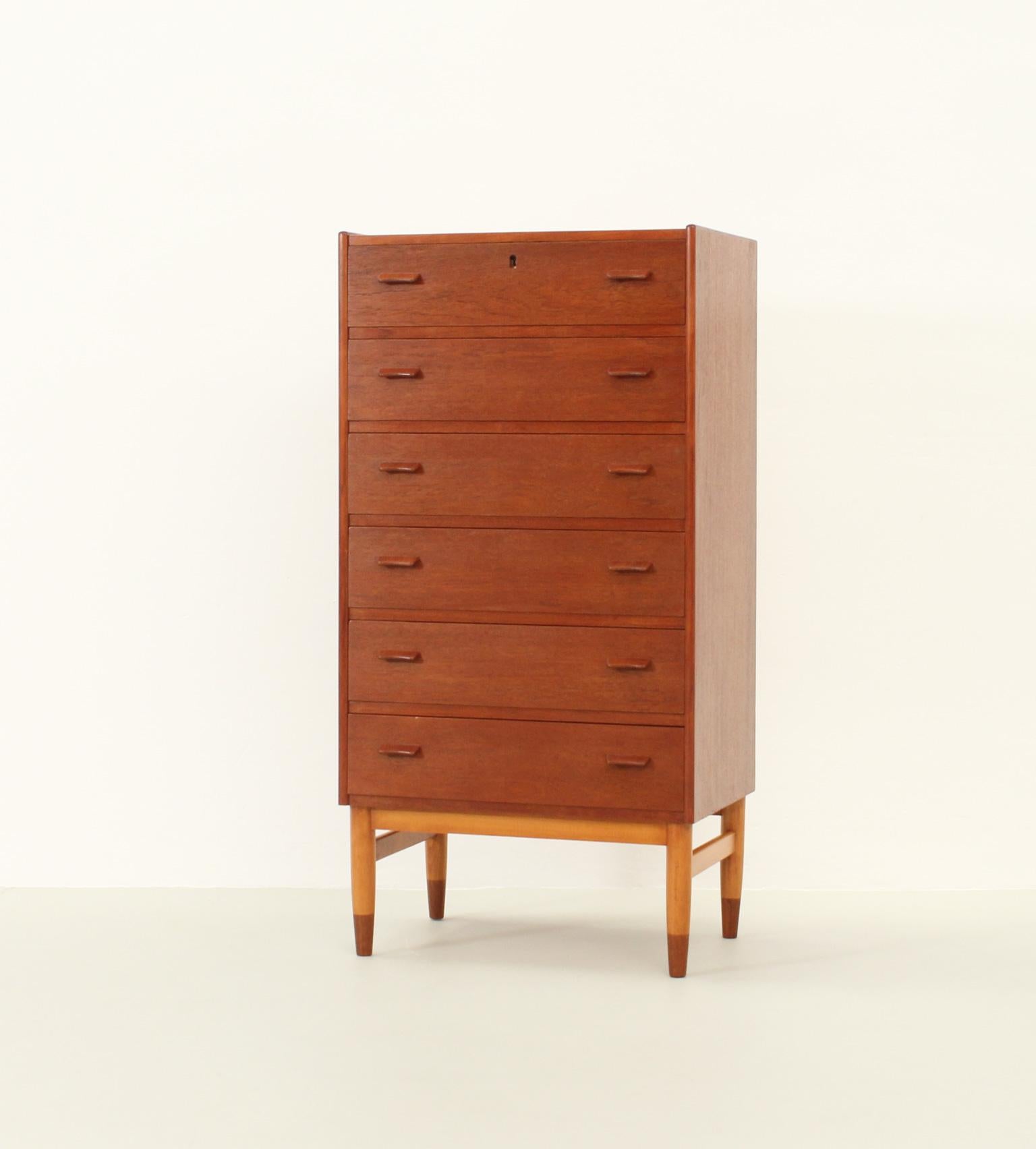 Chest of Drawers by Carl Aage Skov for Munch Møbler, 1957 For Sale 6