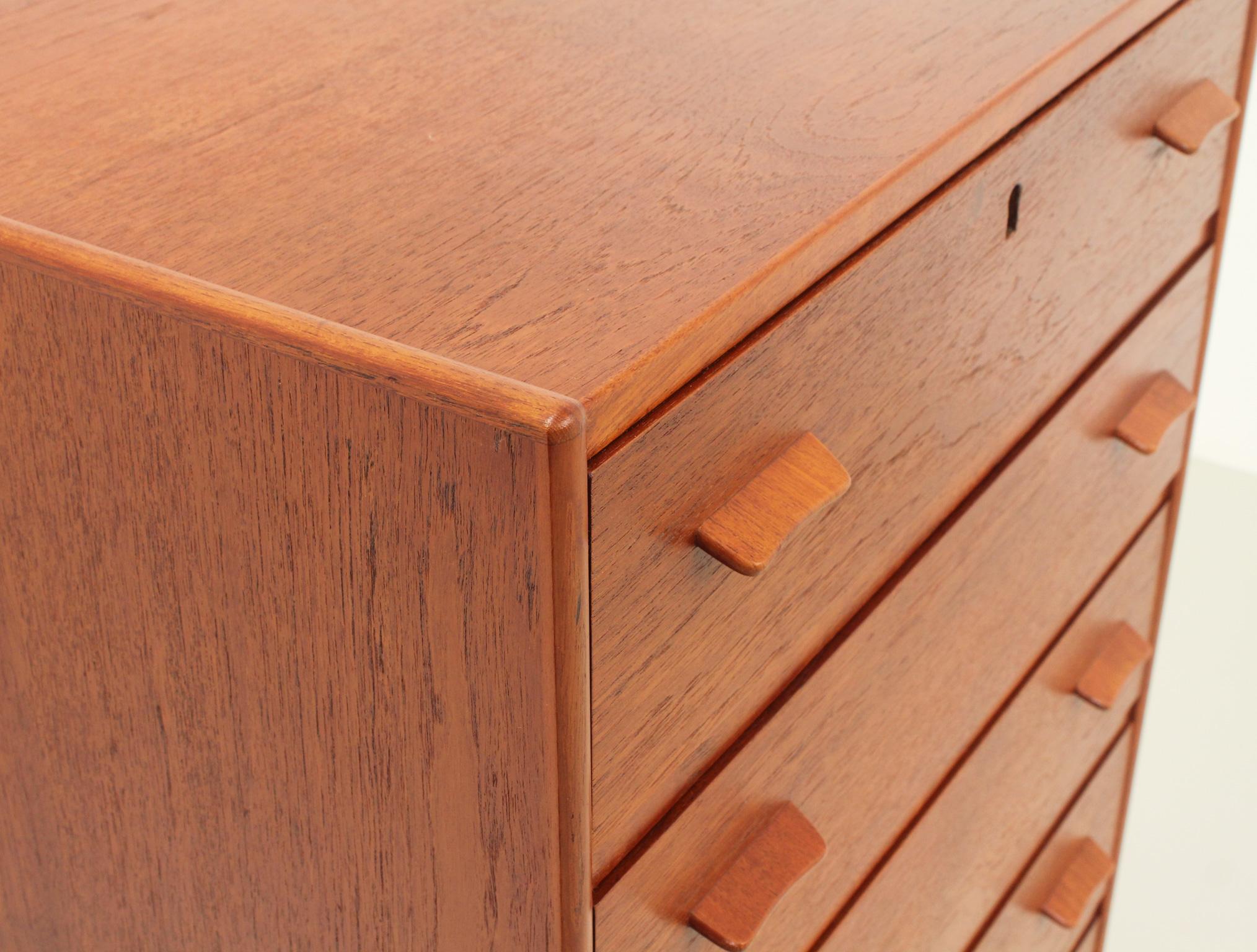 Mid-20th Century Chest of Drawers by Carl Aage Skov for Munch Møbler, 1957 For Sale