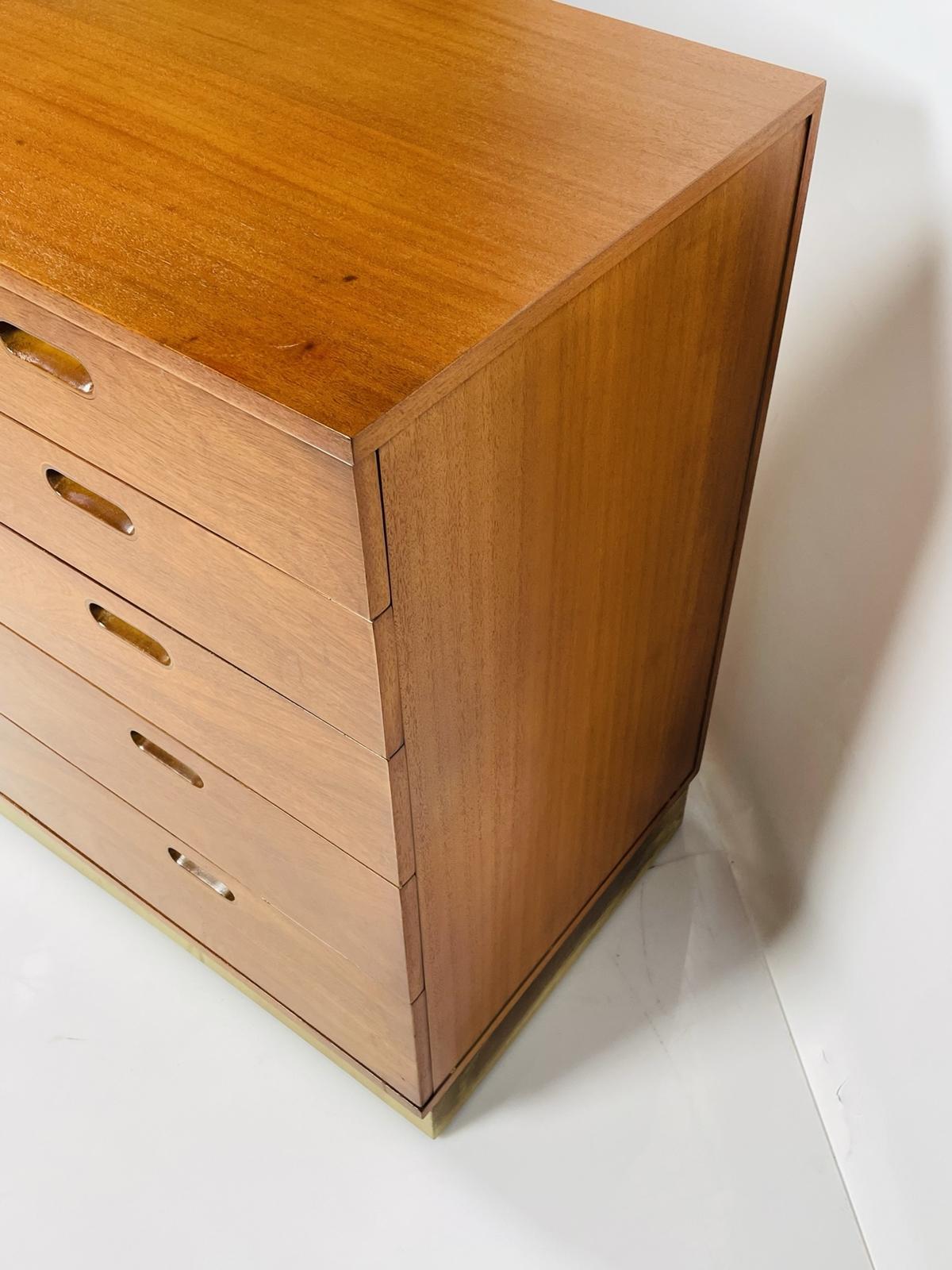 Chest of Drawers by Edward Wormley for Dunbar For Sale 9