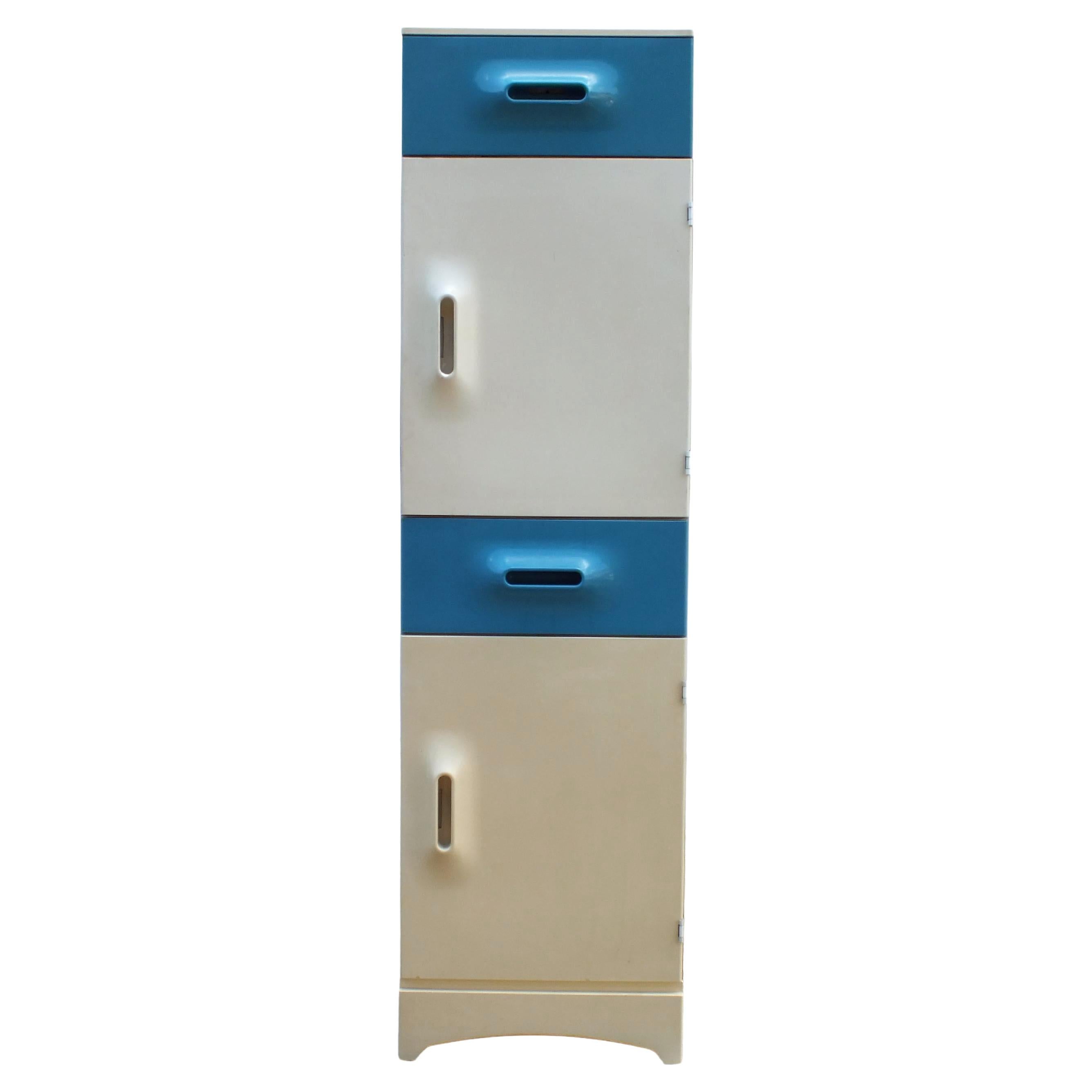 kommode-von-marc-held design -für-prisunic hersteller in den jahren 1970 die meuble ist modular in  fünfteilig