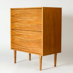 Cómoda de Niels Clausen